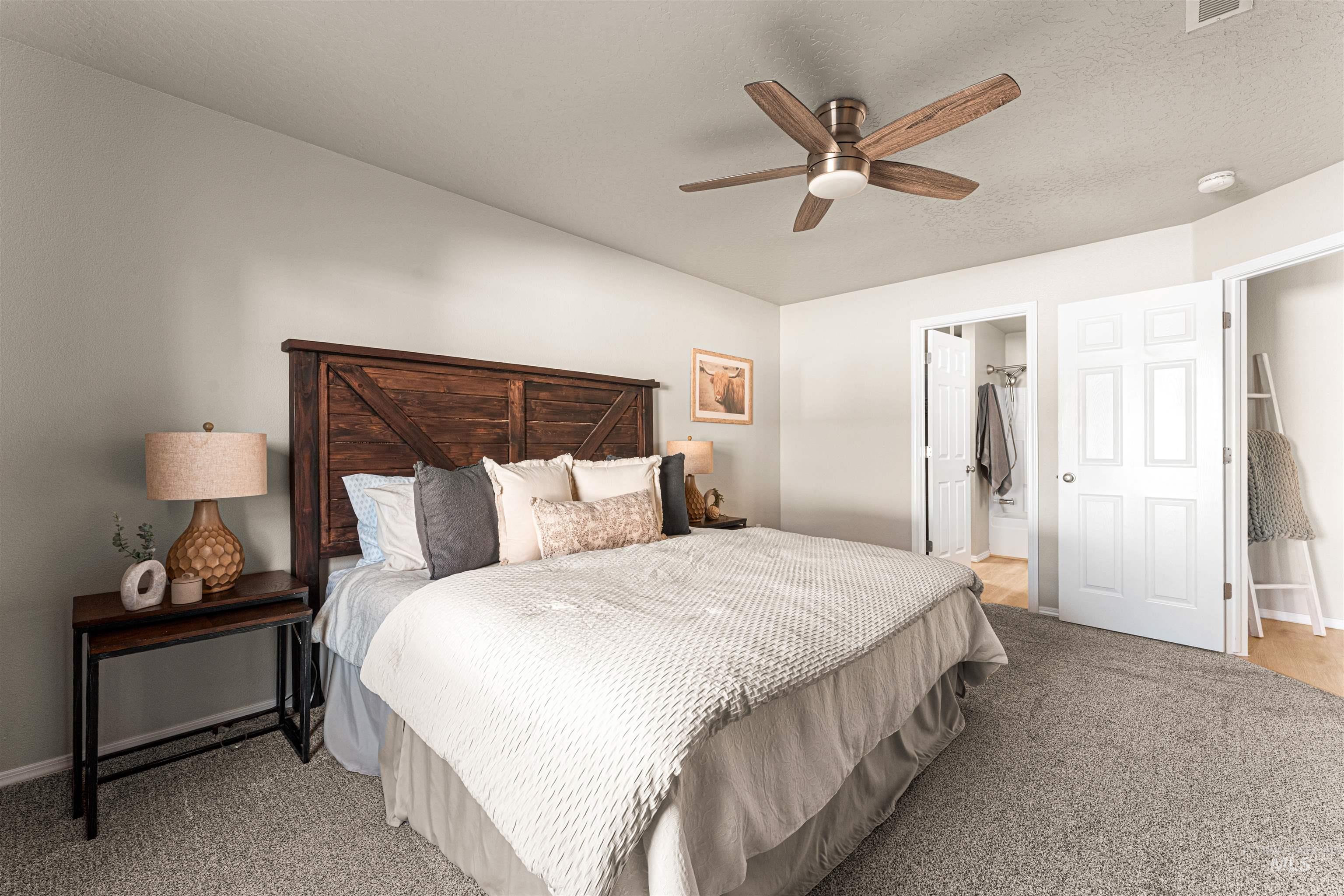 212 Forest Parkway, Caldwell, Idaho 83605, 3 Bedrooms, 2 Bathrooms, Residential For Sale, Price $365,000,MLS 98973168