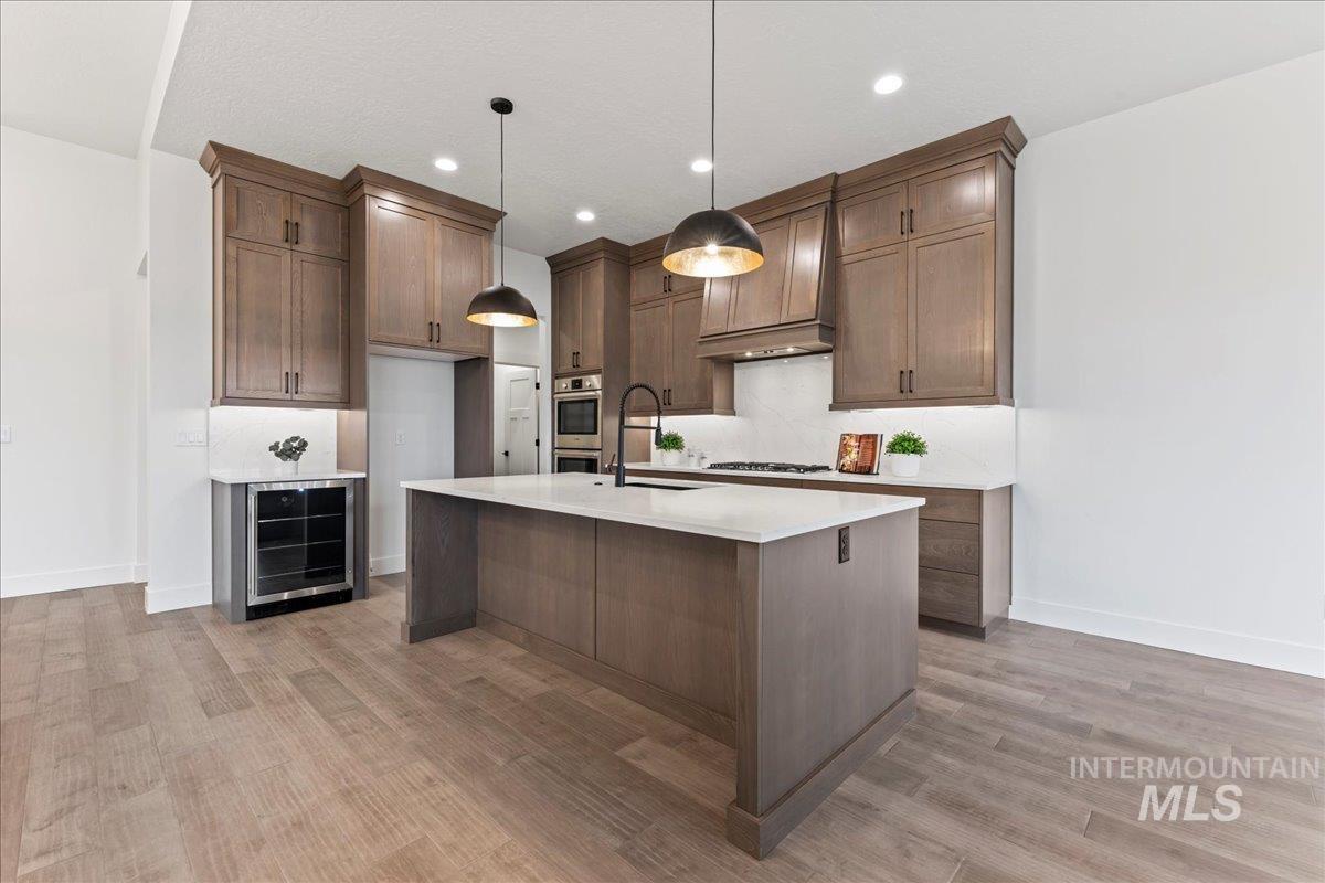 5667 W Haughburn Dr, Eagle, Idaho 83616, 3 Bedrooms, 2.5 Bathrooms, Residential For Sale, Price $949,900,MLS 98973169