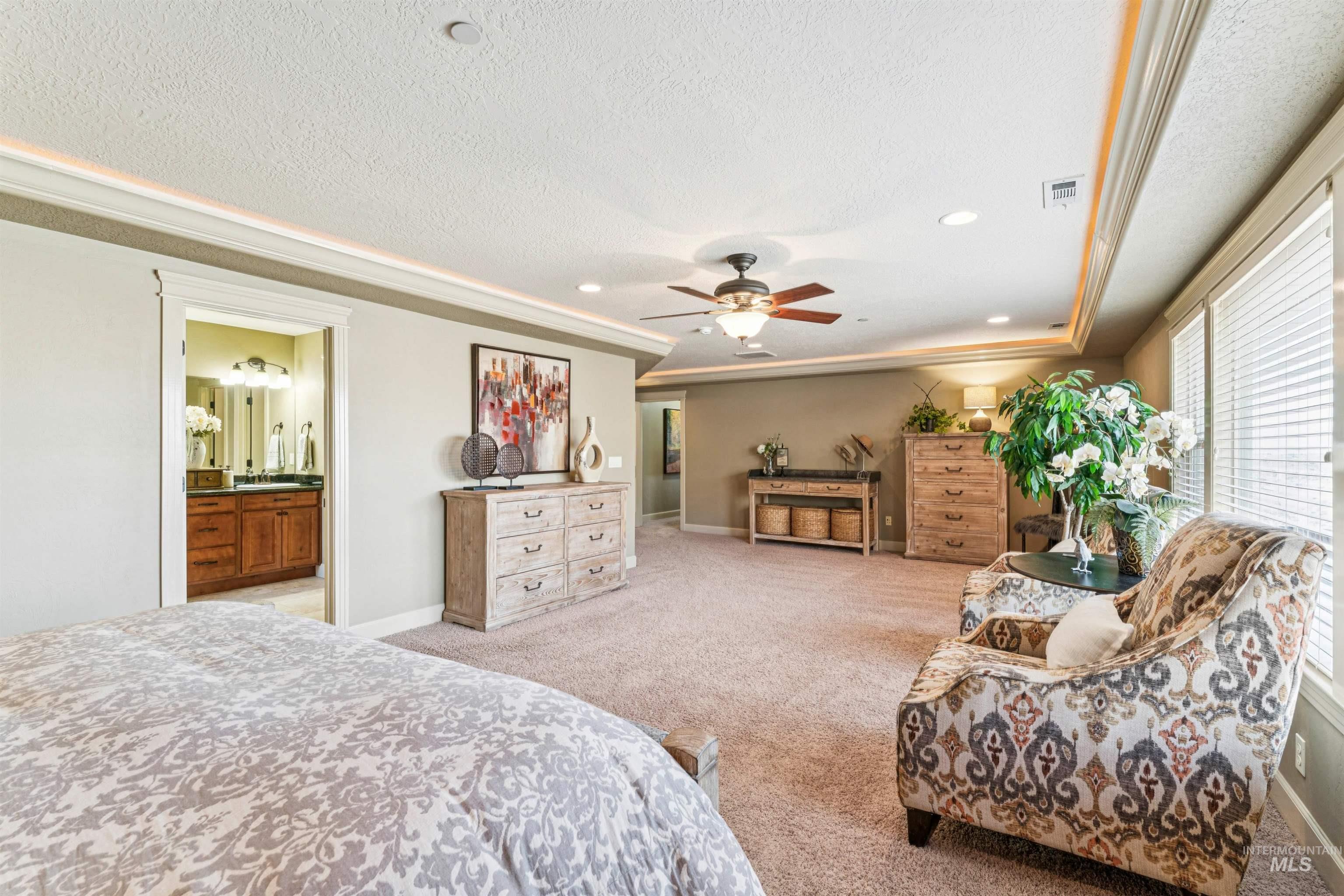 3964 W Quail Hill Court, Boise, Idaho 83703, 5 Bedrooms, 3 Bathrooms, Residential For Sale, Price $1,250,000,MLS 98973170