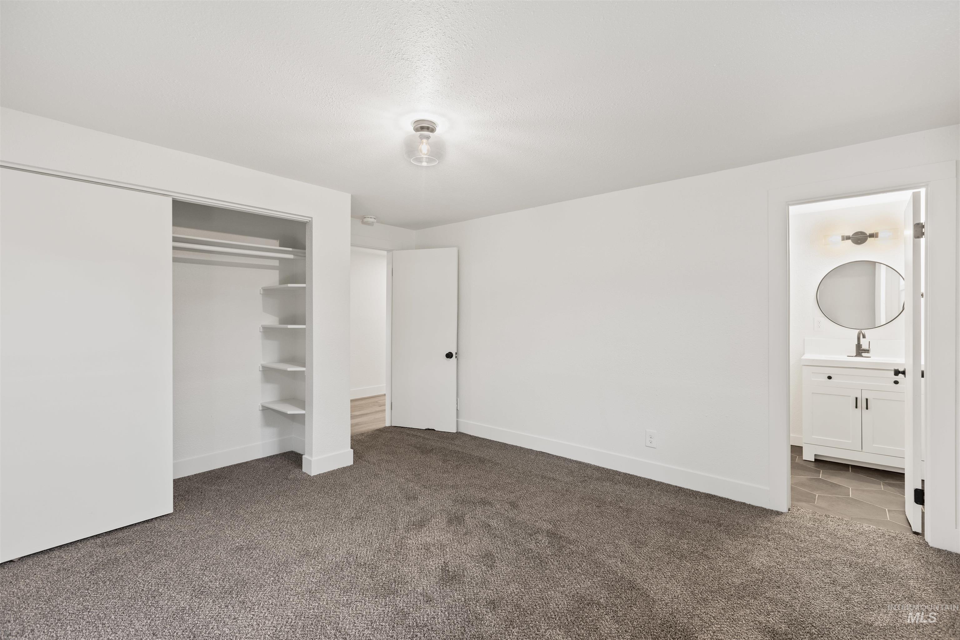 495 S 3rd East, Mountain Home, Idaho 83647, 3 Bedrooms, 1.5 Bathrooms, Residential Income For Sale, Price $575,000,MLS 98973172