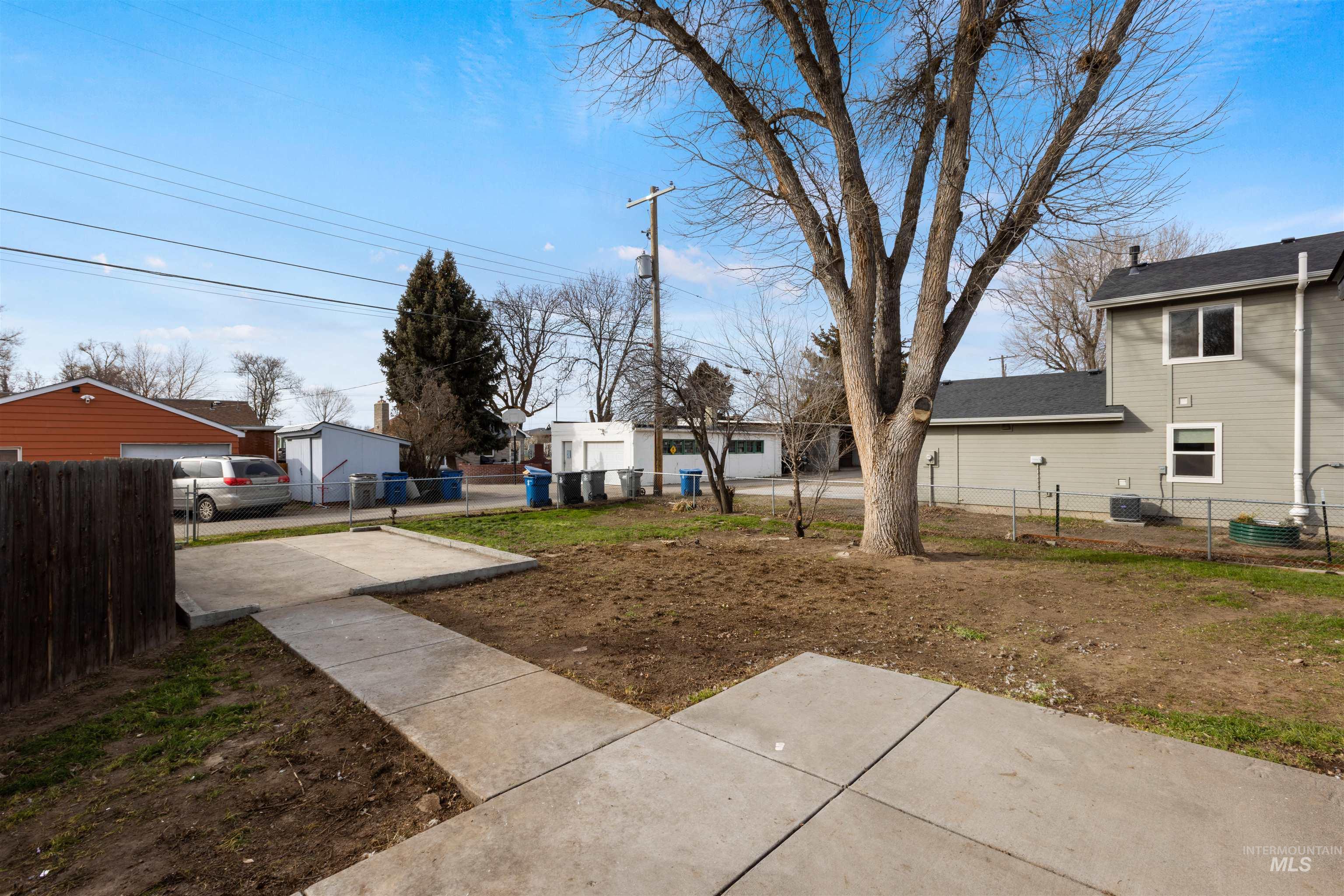 495 S 3rd East, Mountain Home, Idaho 83647, 3 Bedrooms, 1.5 Bathrooms, Residential Income For Sale, Price $575,000,MLS 98973172