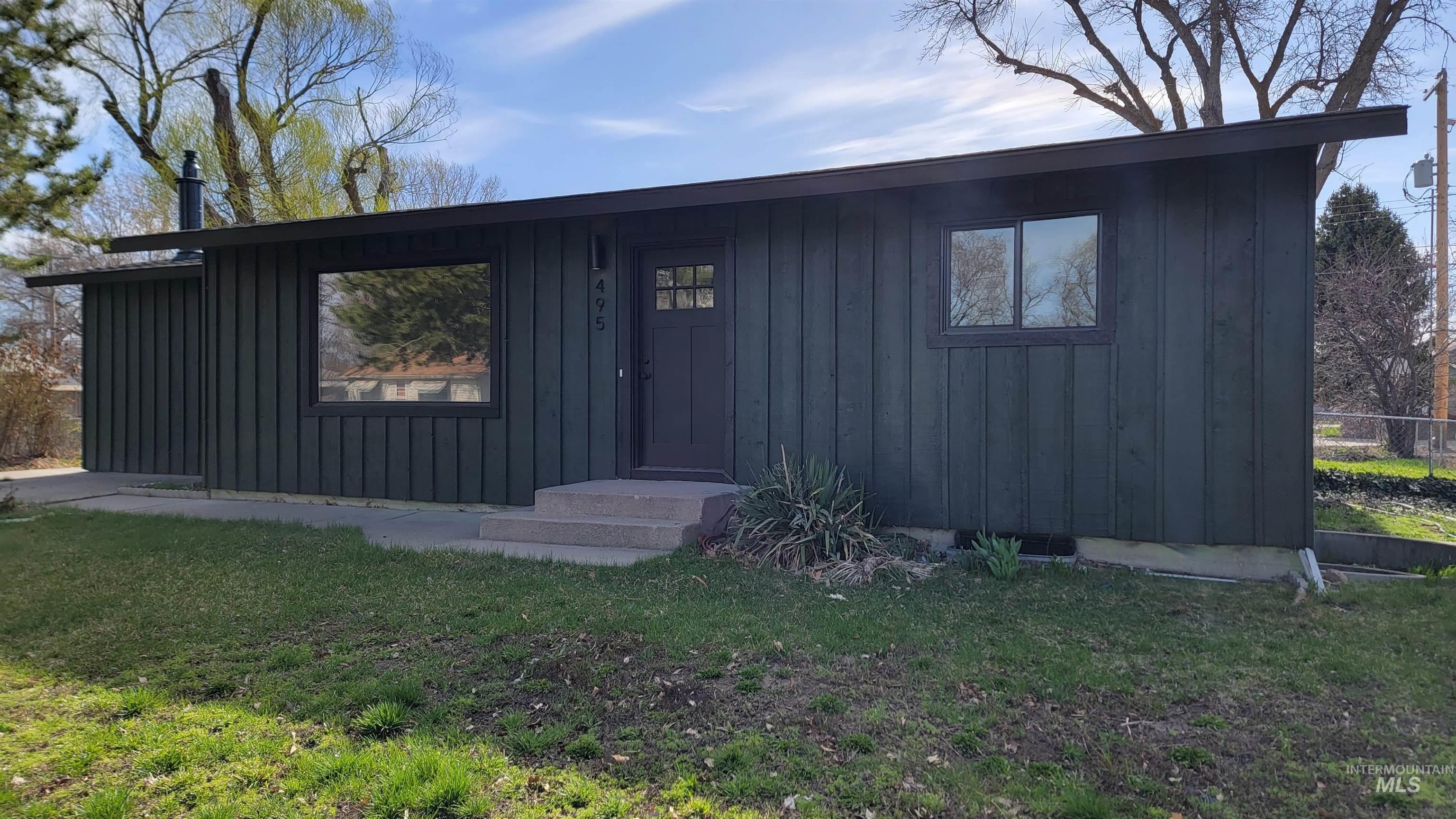 495 S 3rd East, Mountain Home, Idaho 83647, 3 Bedrooms, 1.5 Bathrooms, Residential Income For Sale, Price $575,000,MLS 98973172