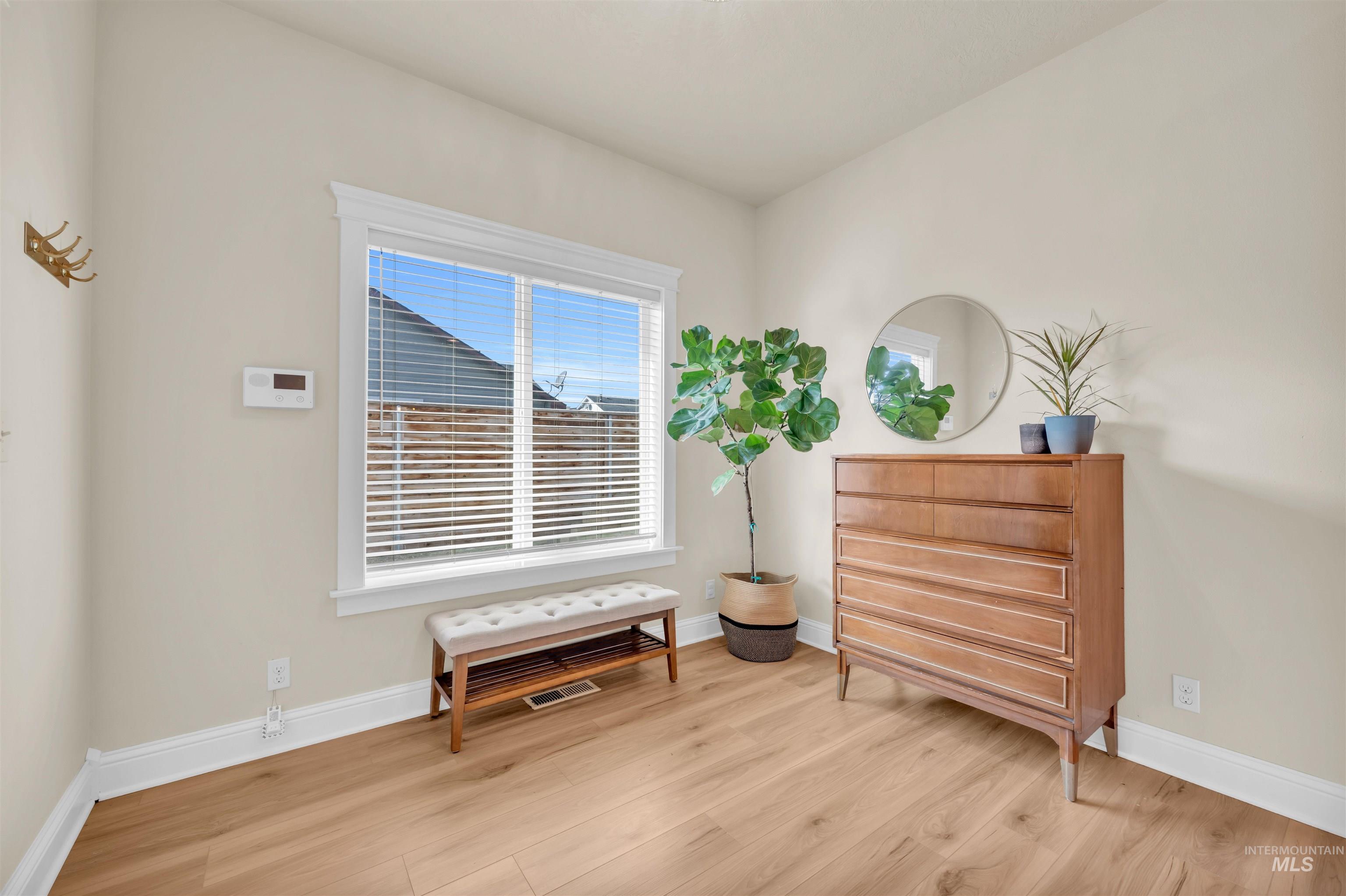 2605 Springcrest Street, Caldwell, Idaho 83607, 4 Bedrooms, 3 Bathrooms, Residential For Sale, Price $484,900,MLS 98973174