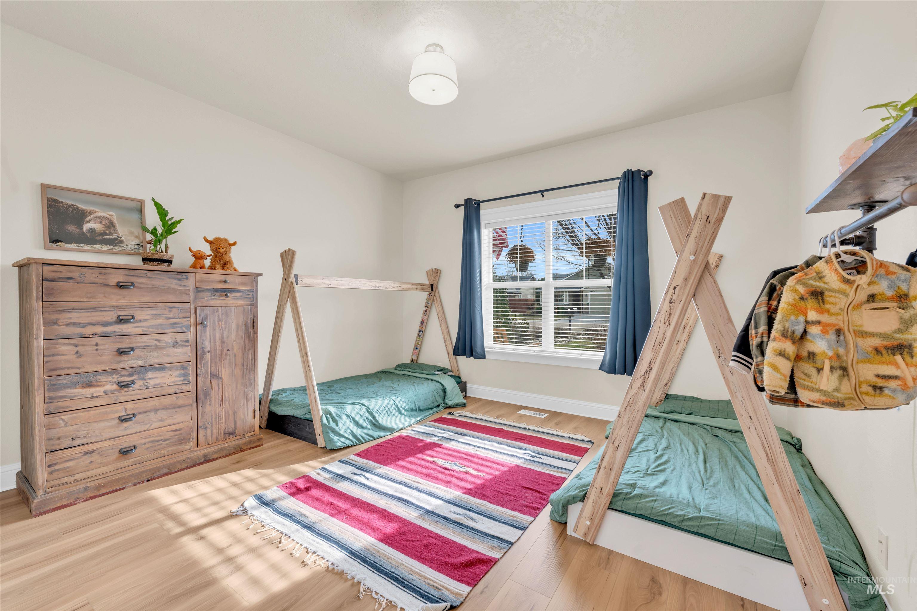 2605 Springcrest Street, Caldwell, Idaho 83607, 4 Bedrooms, 3 Bathrooms, Residential For Sale, Price $484,900,MLS 98973174