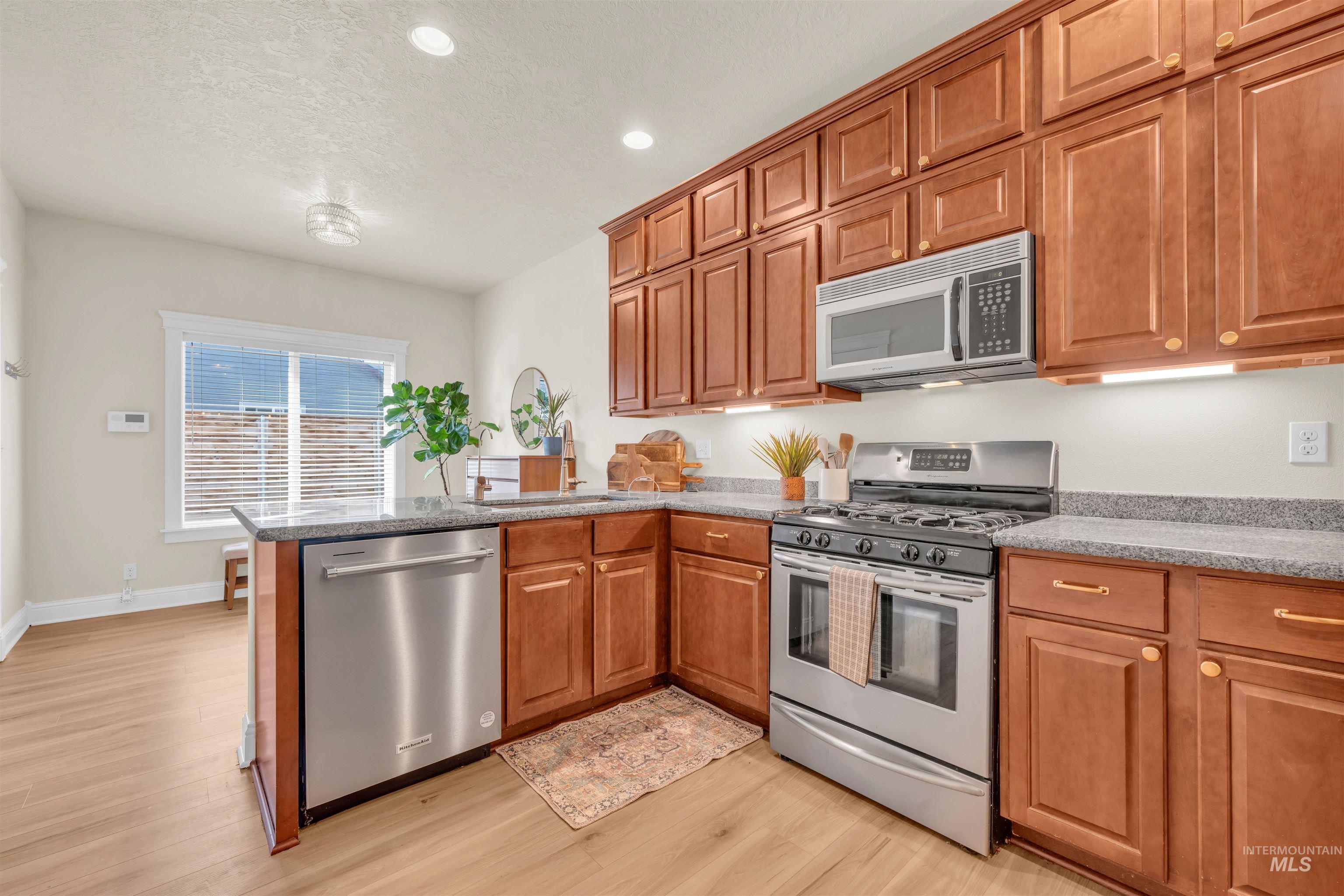 2605 Springcrest Street, Caldwell, Idaho 83607, 4 Bedrooms, 3 Bathrooms, Residential For Sale, Price $484,900,MLS 98973174