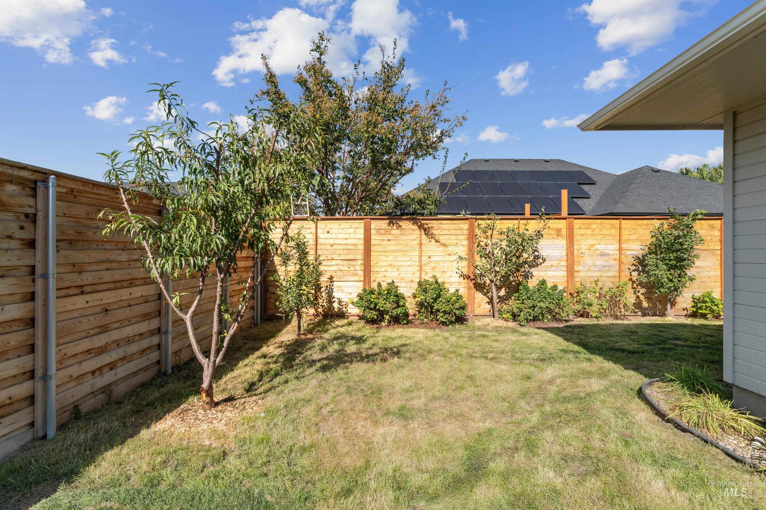 2605 Springcrest Street, Caldwell, Idaho 83607, 4 Bedrooms, 3 Bathrooms, Residential For Sale, Price $484,900,MLS 98973174