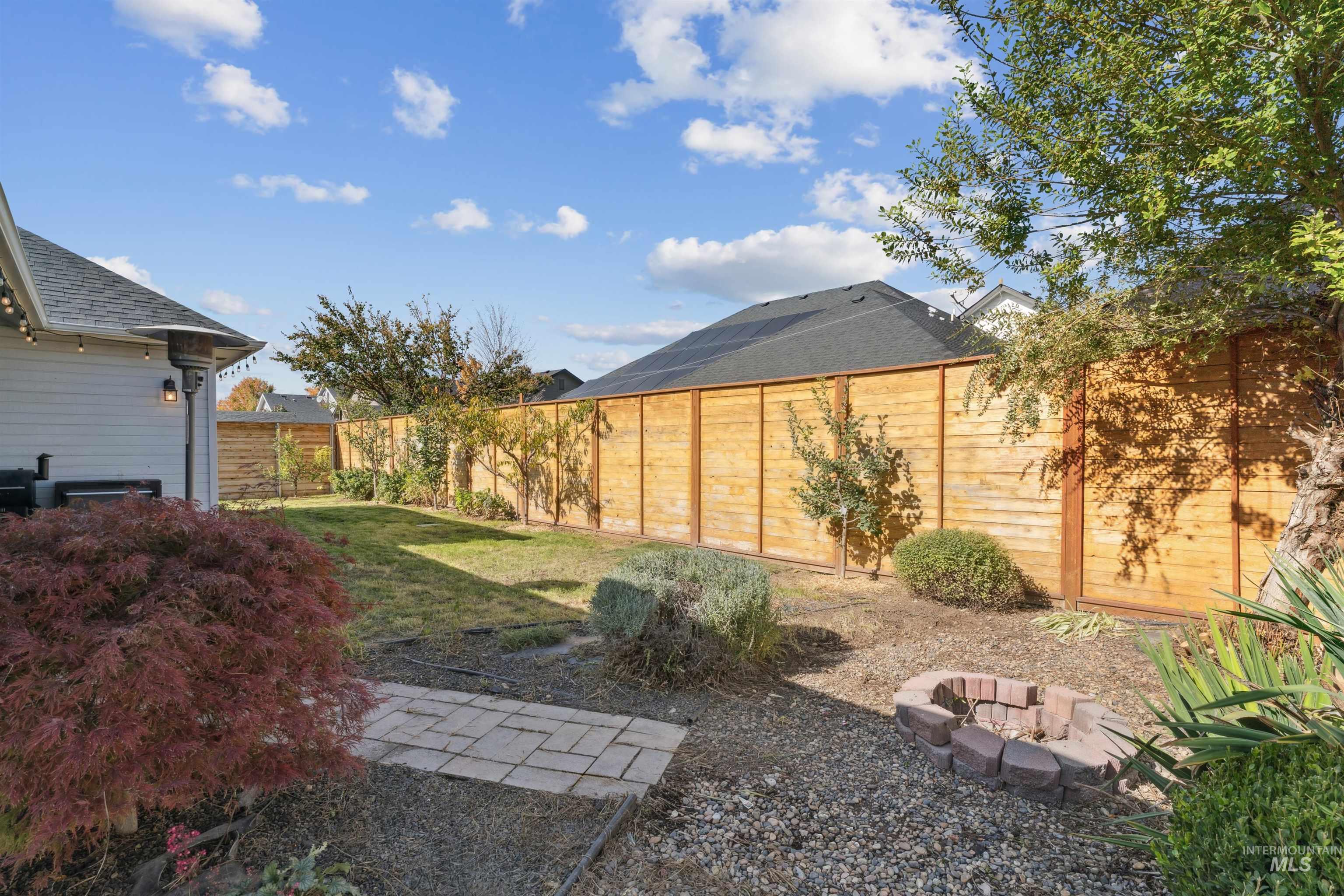 2605 Springcrest Street, Caldwell, Idaho 83607, 4 Bedrooms, 3 Bathrooms, Residential For Sale, Price $484,900,MLS 98973174