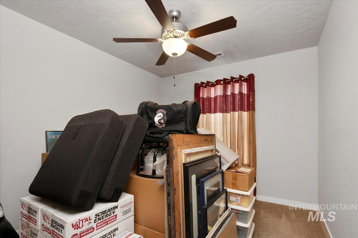 19361 kiowa, Caldwell, Idaho 83605, 4 Bedrooms, 2 Bathrooms, Residential For Sale, Price $439,999,MLS 98973175