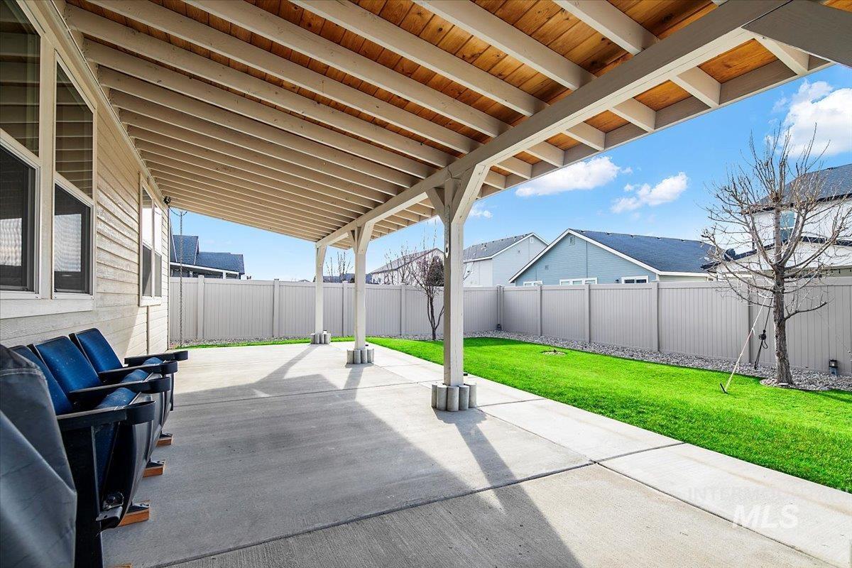 19361 kiowa, Caldwell, Idaho 83605, 4 Bedrooms, 2 Bathrooms, Residential For Sale, Price $439,999,MLS 98973175