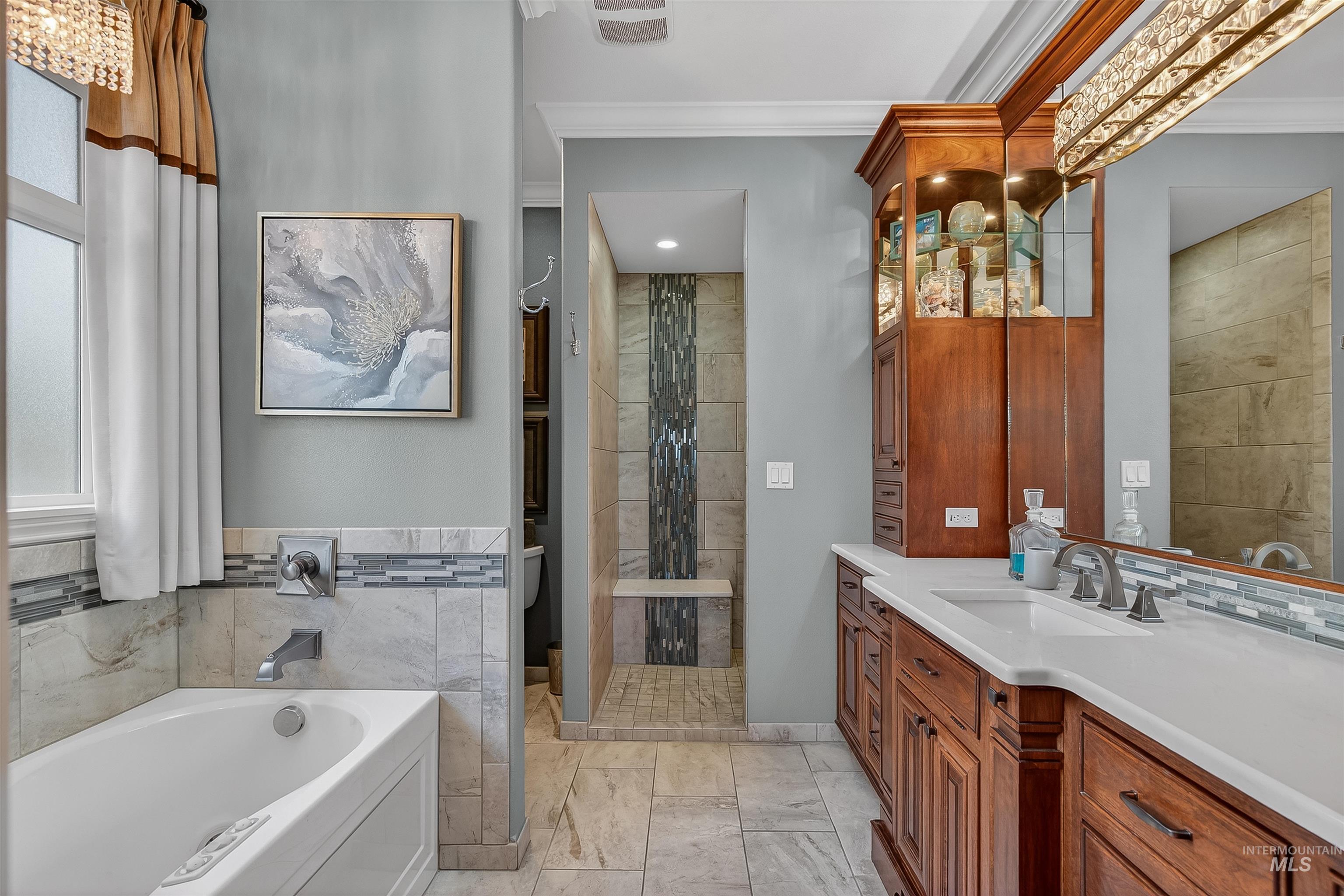 3978 Foothills Dr, Lewiston, Idaho 83501, 4 Bedrooms, 3 Bathrooms, Residential For Sale, Price $799,000,MLS 98973176