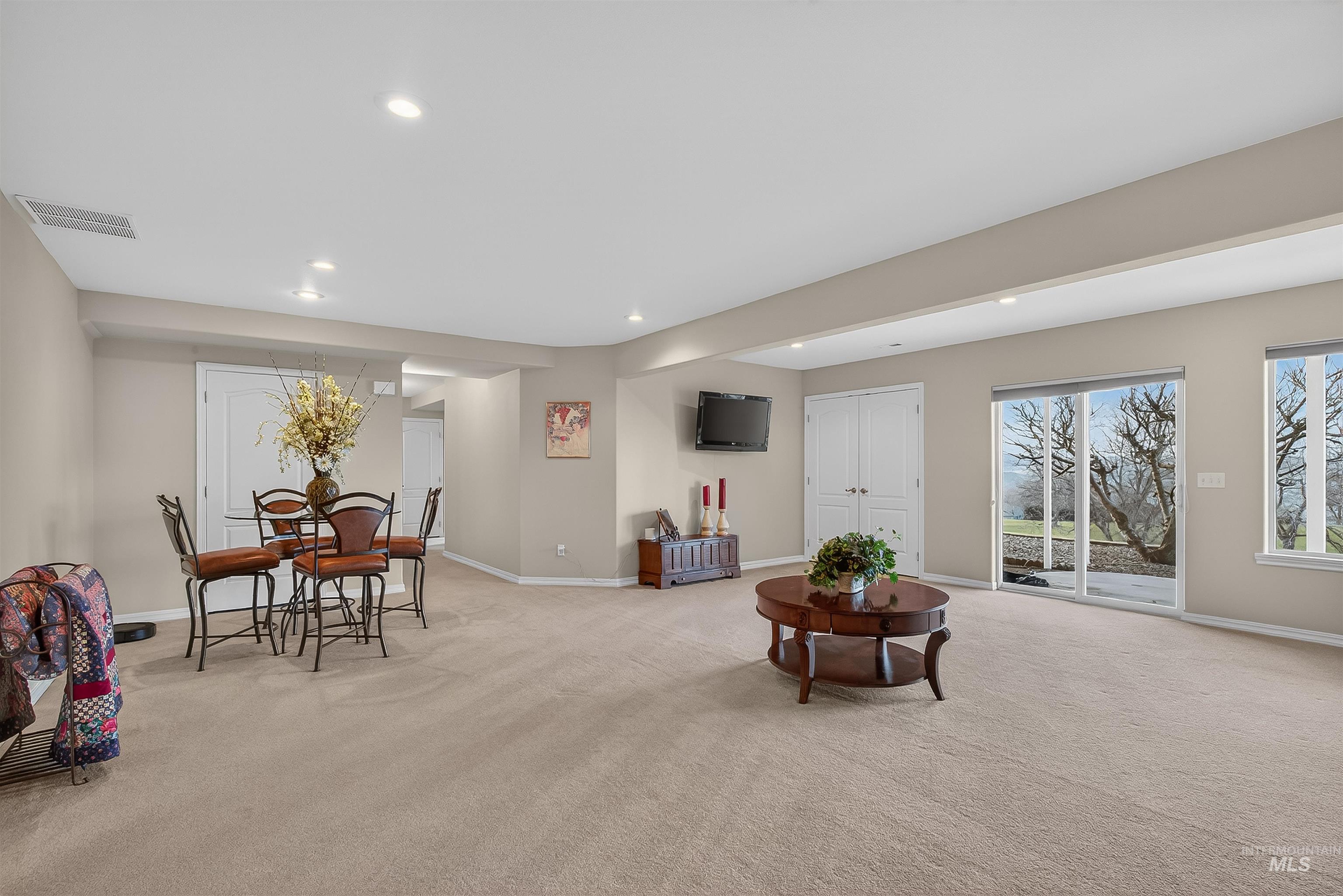 3978 Foothills Dr, Lewiston, Idaho 83501, 4 Bedrooms, 3 Bathrooms, Residential For Sale, Price $799,000,MLS 98973176