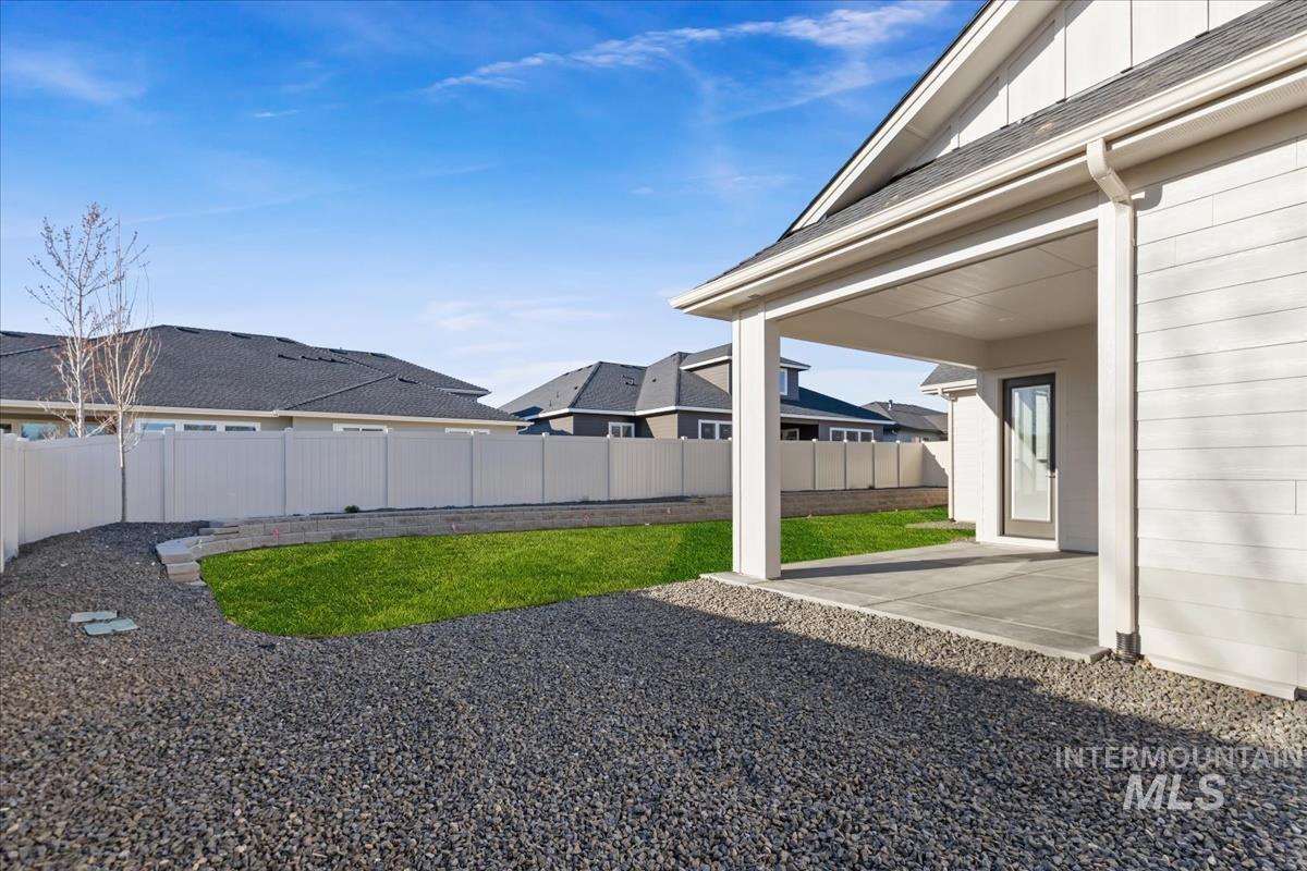 7355 Powell Place, Eagle, Idaho 83629, 4 Bedrooms, 3 Bathrooms, Residential For Sale, Price $839,880,MLS 98973177
