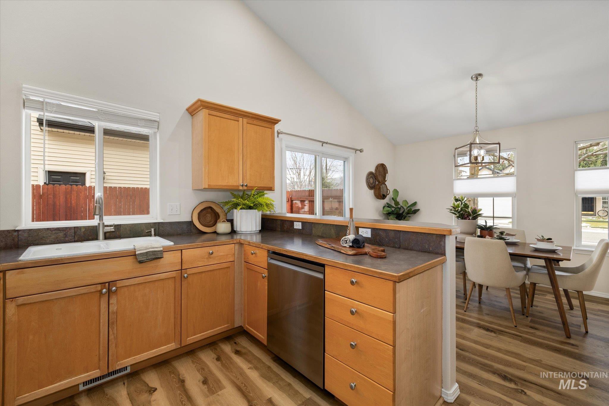 6248 W Cohiba Lane, Boise, Idaho 83703, 3 Bedrooms, 2 Bathrooms, Residential For Sale, Price $498,000,MLS 98973178