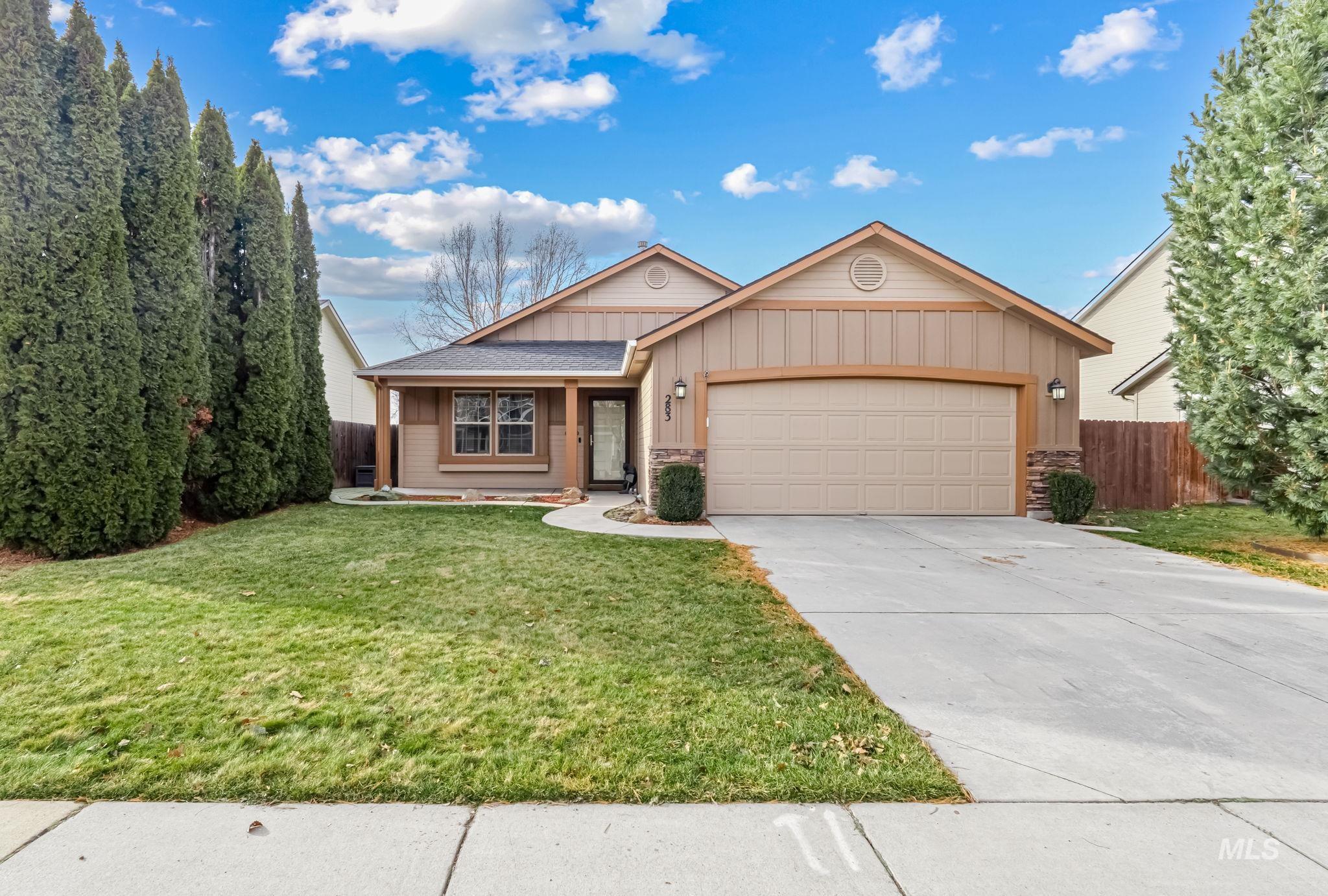 283 E Producer Dr, Meridian, Idaho 83646, 3 Bedrooms, 2 Bathrooms, Residential For Sale, Price $459,900,MLS 98973181