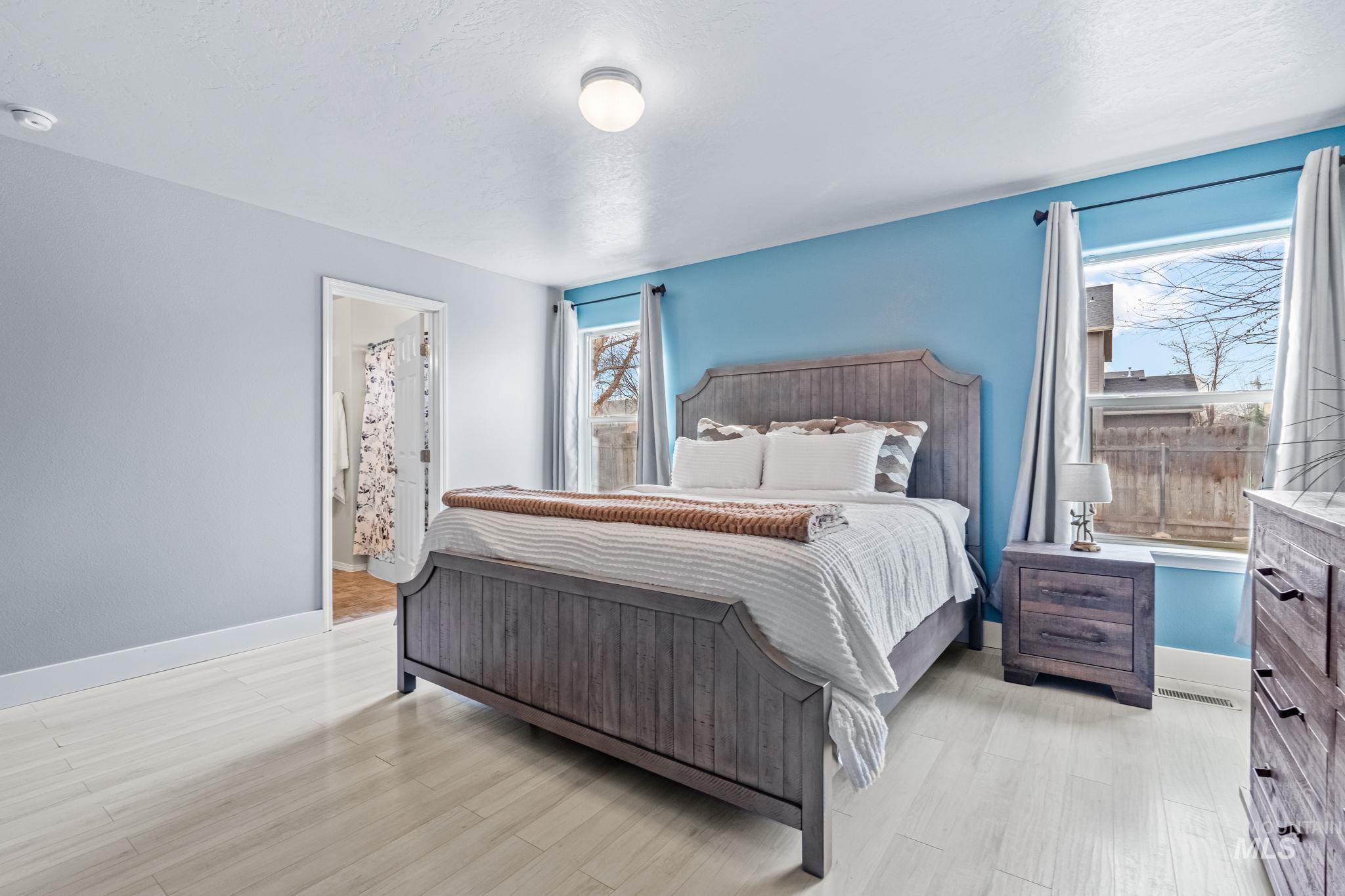 283 E Producer Dr, Meridian, Idaho 83646, 3 Bedrooms, 2 Bathrooms, Residential For Sale, Price $459,900,MLS 98973181