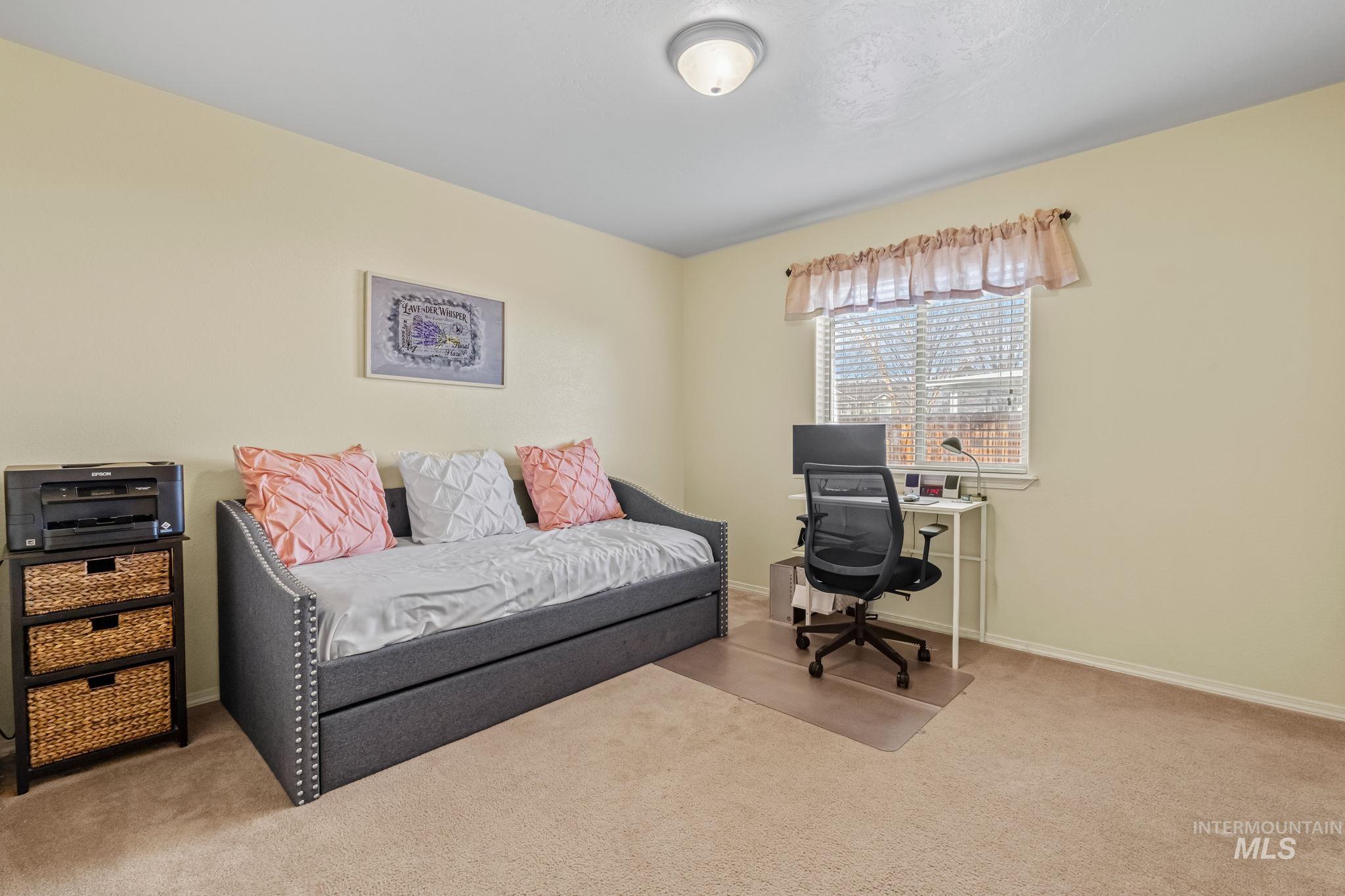 283 E Producer Dr, Meridian, Idaho 83646, 3 Bedrooms, 2 Bathrooms, Residential For Sale, Price $459,900,MLS 98973181