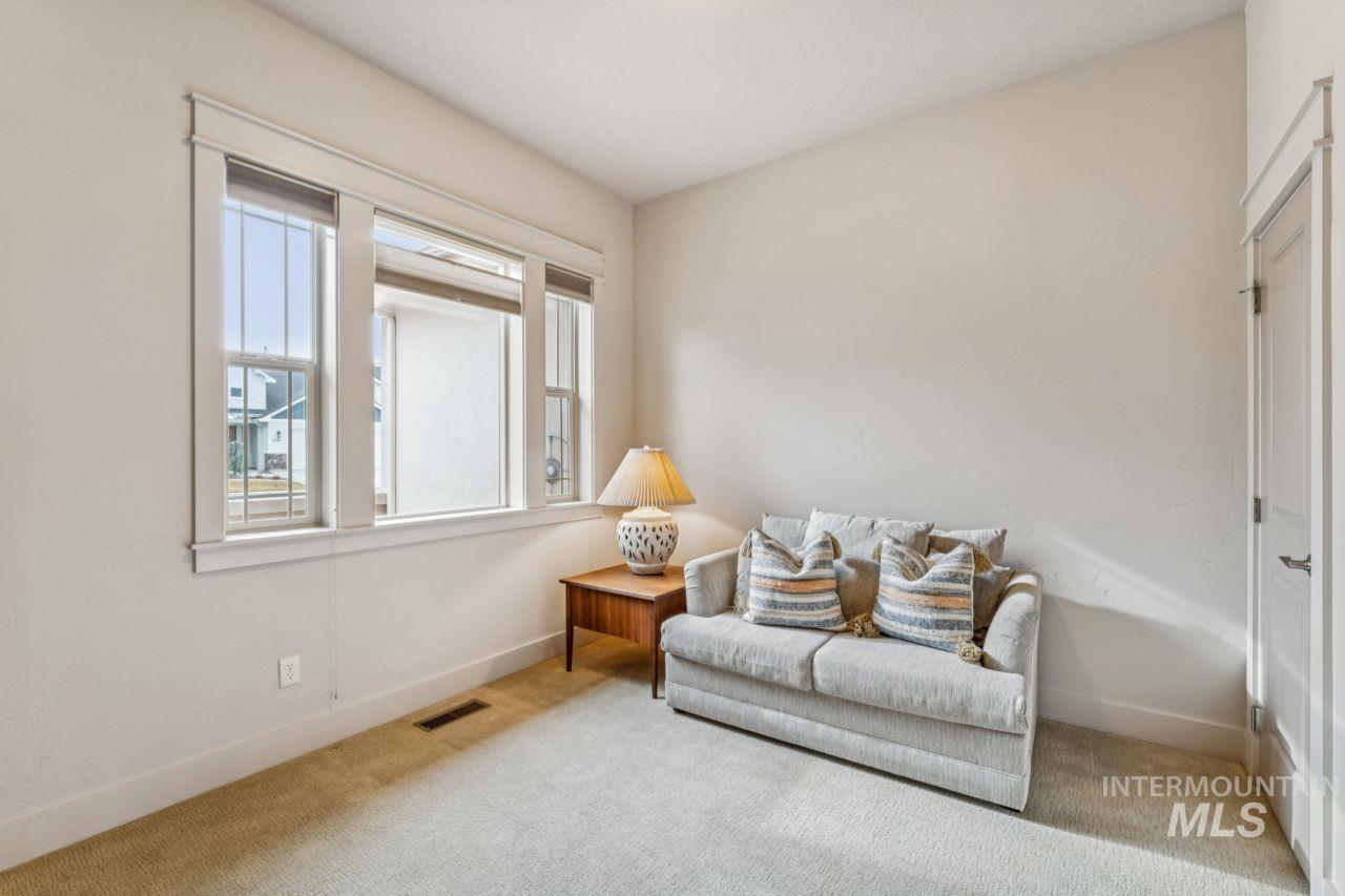 2254 E Trail Blazer Dr, Meridian, Idaho 83646, 3 Bedrooms, 2.5 Bathrooms, Residential For Sale, Price $675,000,MLS 98973182