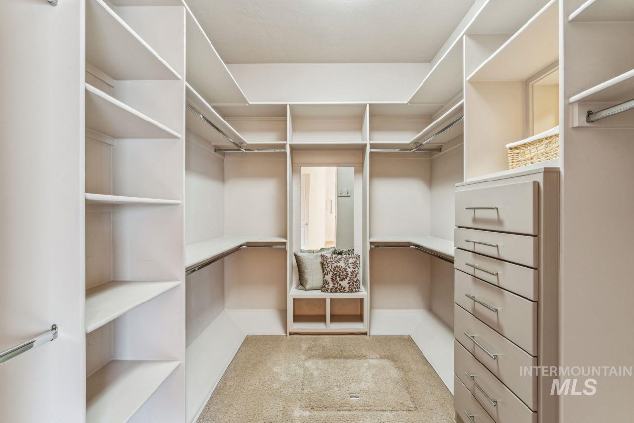 2254 E Trail Blazer Dr, Meridian, Idaho 83646, 3 Bedrooms, 2.5 Bathrooms, Residential For Sale, Price $675,000,MLS 98973182