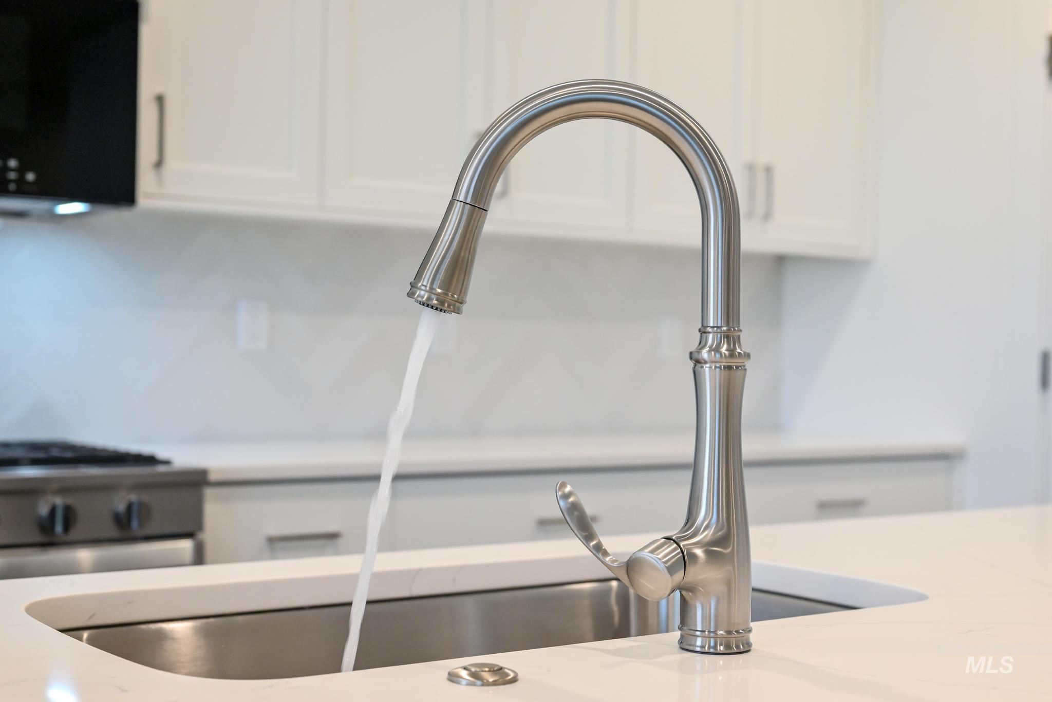 5923 W Snow Currant St, Meridian, Idaho 83646, 3 Bedrooms, 2 Bathrooms, Residential For Sale, Price $499,000,MLS 98973185