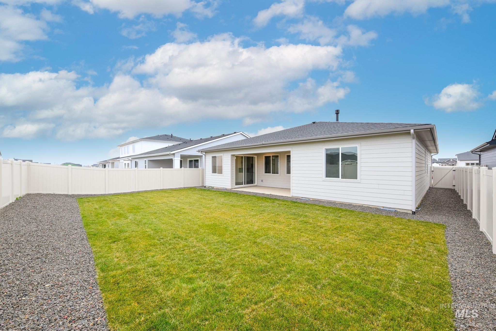 5923 W Snow Currant St, Meridian, Idaho 83646, 3 Bedrooms, 2 Bathrooms, Residential For Sale, Price $499,000,MLS 98973185