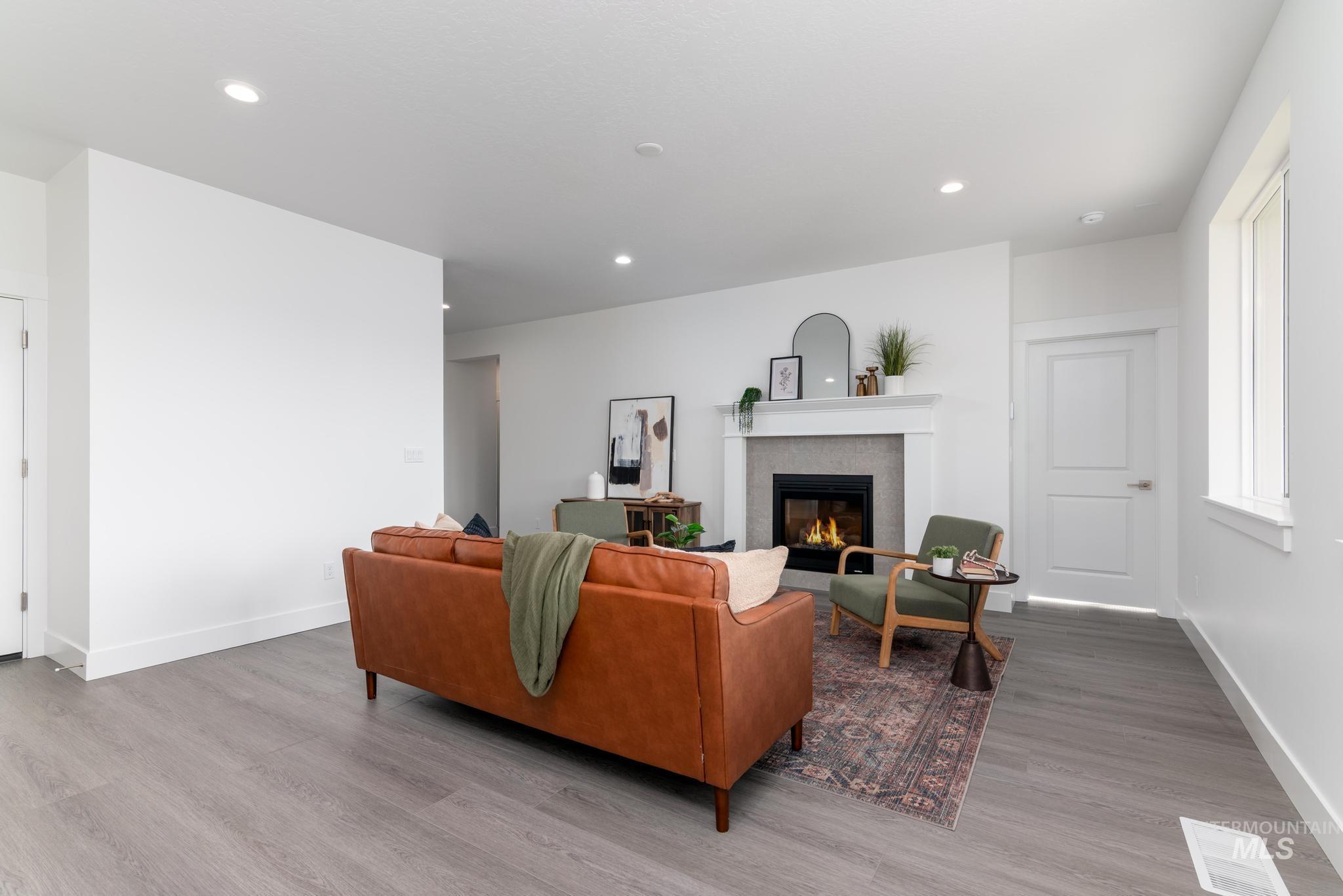 5923 W Snow Currant St, Meridian, Idaho 83646, 3 Bedrooms, 2 Bathrooms, Residential For Sale, Price $499,000, 98973185