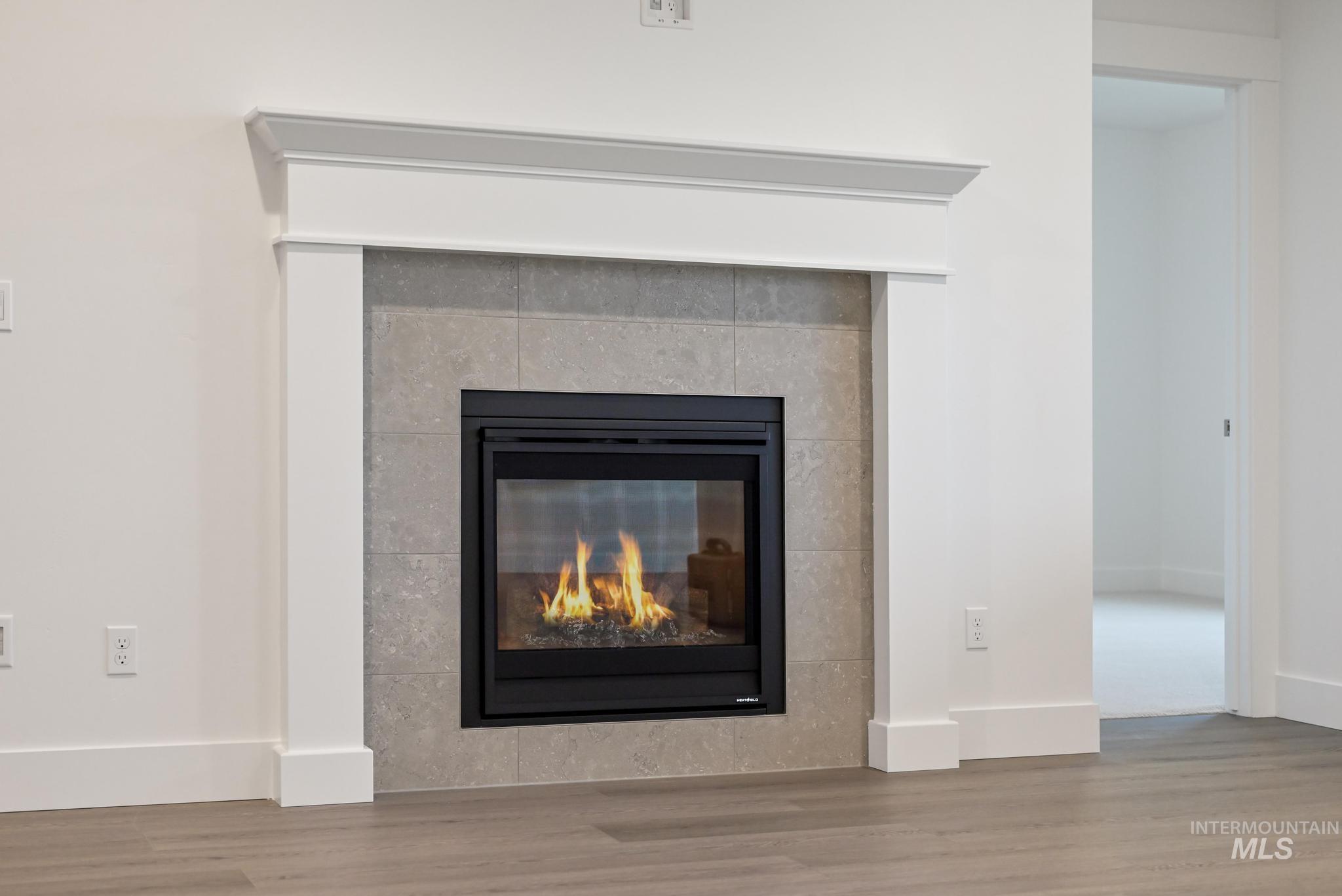 5923 W Snow Currant St, Meridian, Idaho 83646, 3 Bedrooms, 2 Bathrooms, Residential For Sale, Price $499,000,MLS 98973185