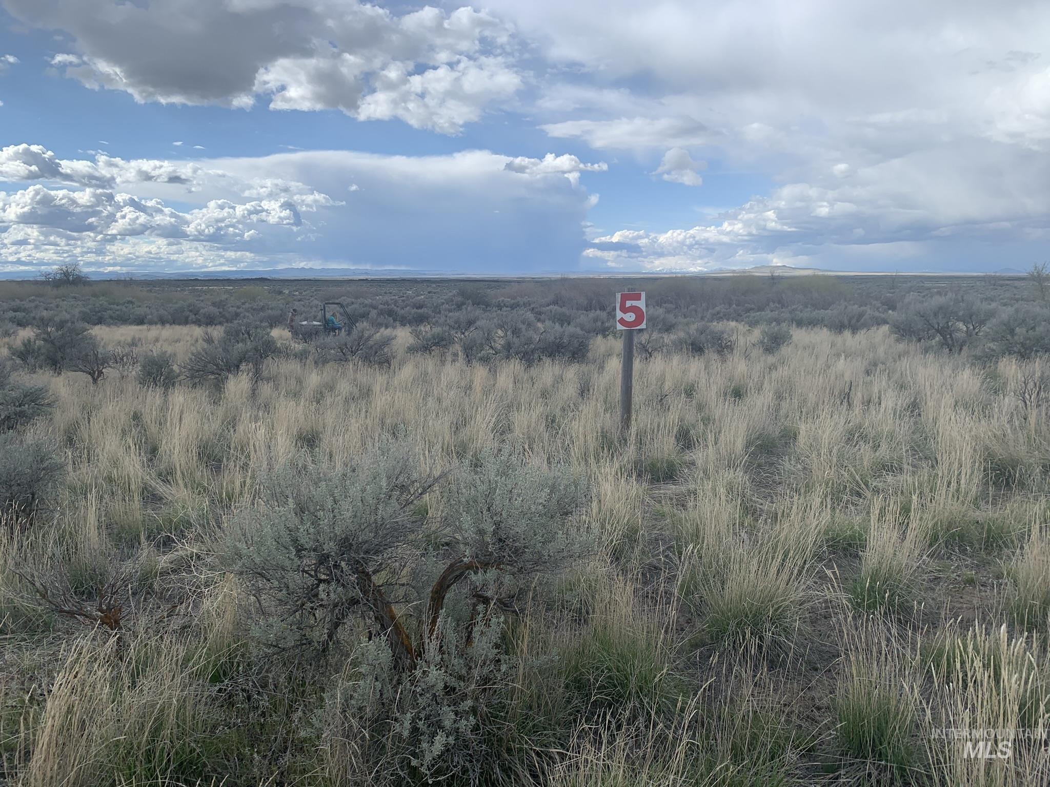 560 E Highway 26, Shoshone, Idaho 83352, Land For Sale, Price $99,000,MLS 98973186