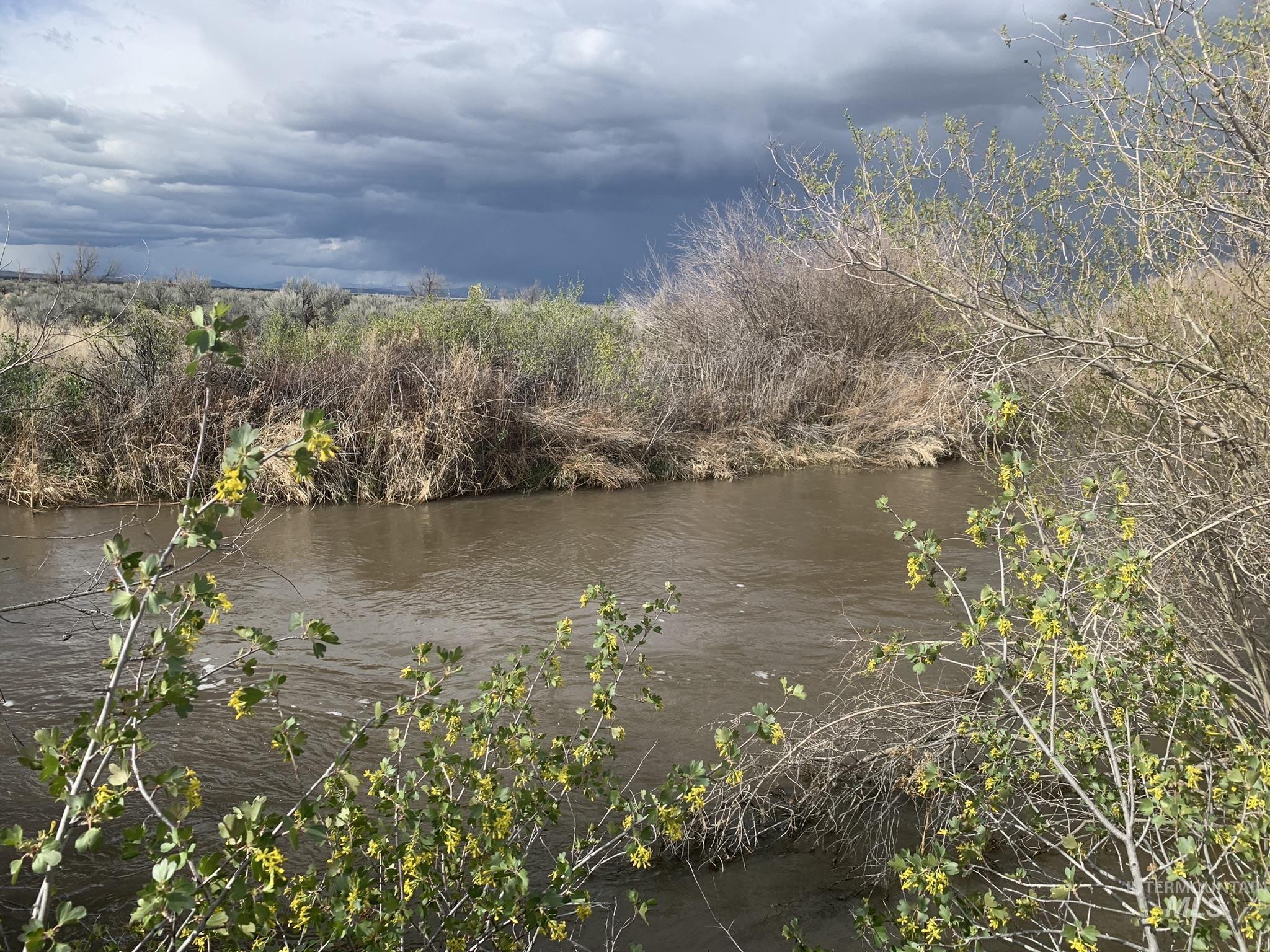 560 E Highway 26, Shoshone, Idaho 83352, Land For Sale, Price $99,000,MLS 98973186