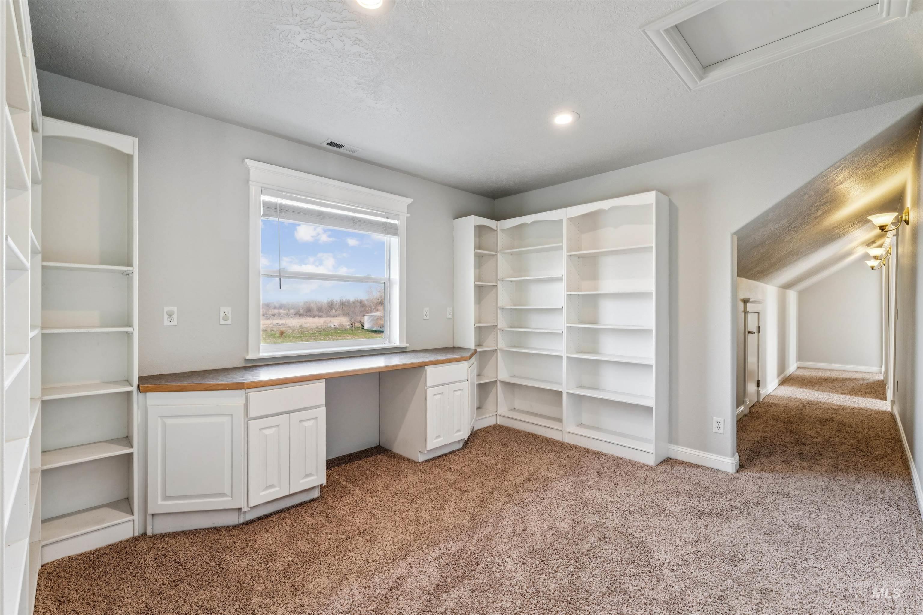 5740 W Hwy. 52, Emmett, Idaho 83617, 5 Bedrooms, 3.5 Bathrooms, Residential For Sale, Price $1,250,000,MLS 98973189