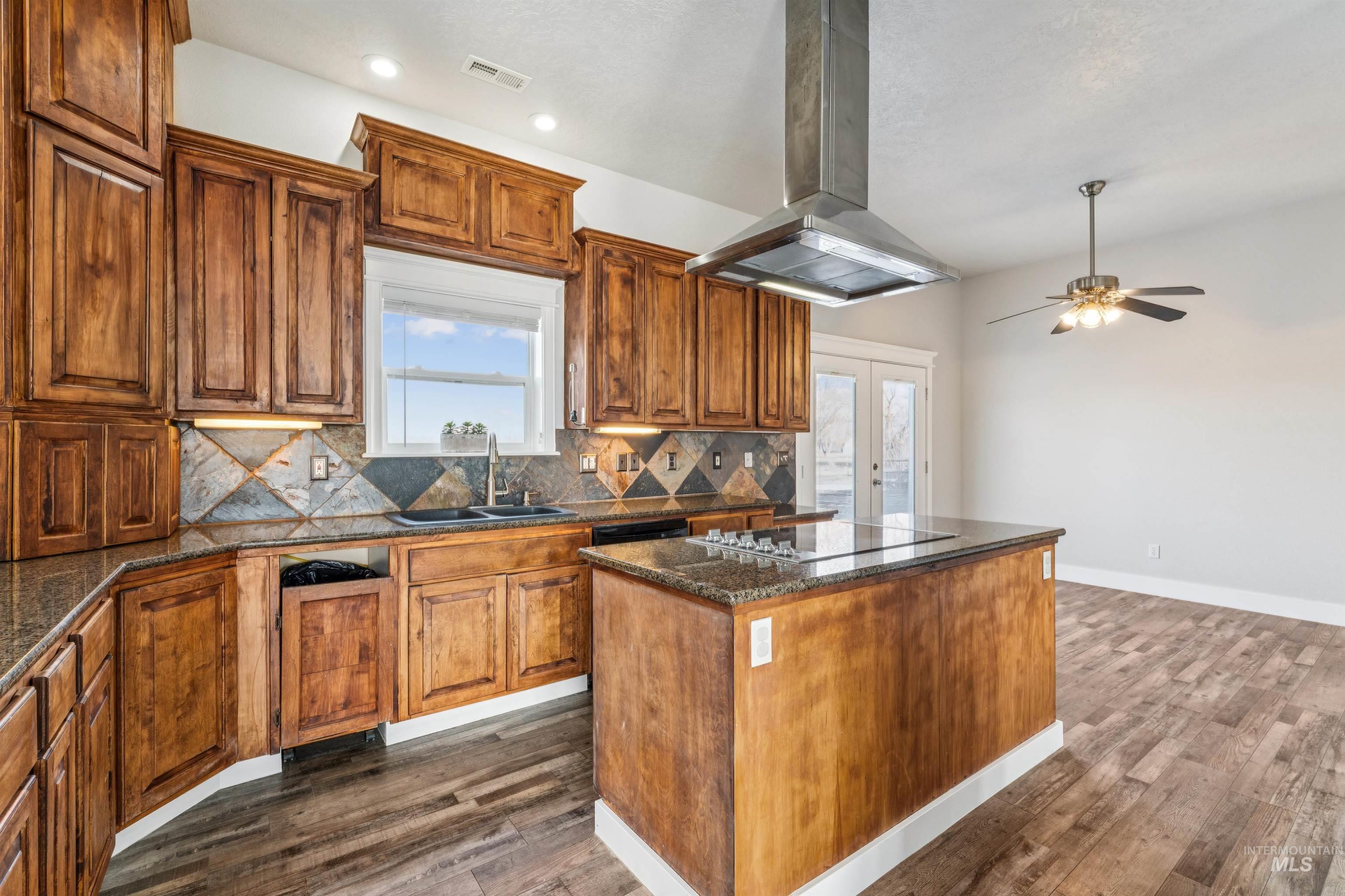 5740 W Hwy. 52, Emmett, Idaho 83617, 5 Bedrooms, 3.5 Bathrooms, Residential For Sale, Price $1,250,000,MLS 98973189