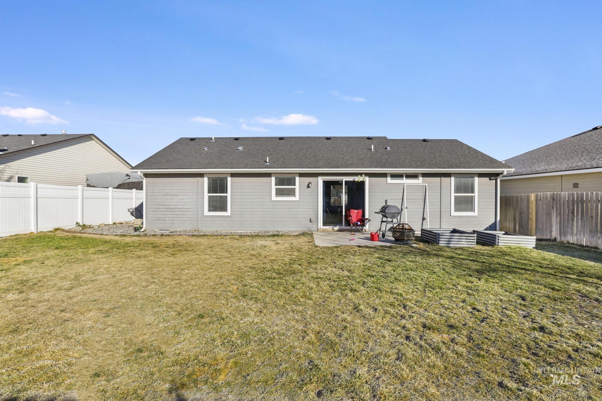 370 Feather Ave, Twin Falls, Idaho 83301, 3 Bedrooms, 2 Bathrooms, Residential For Sale, Price $335,000, 98973192