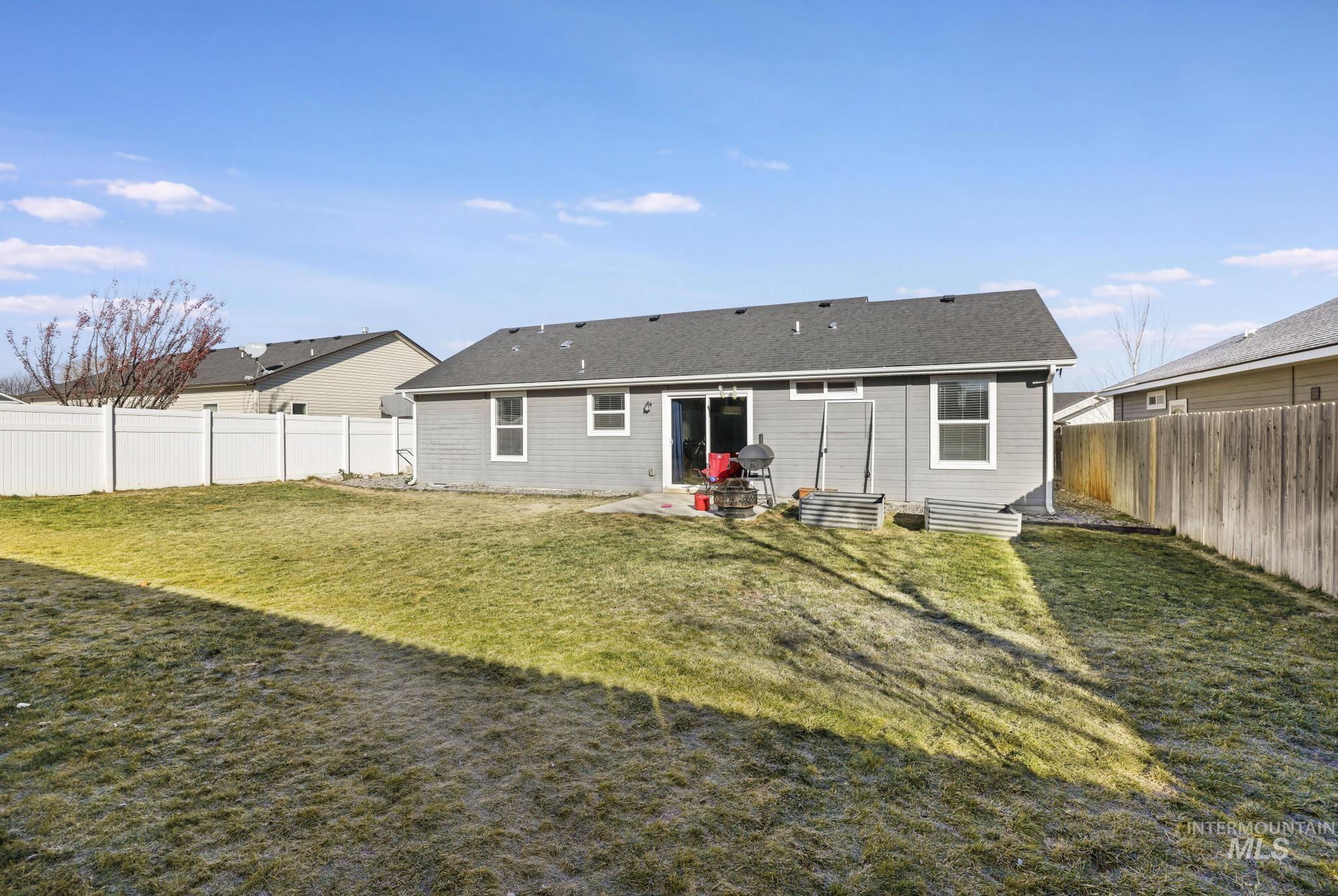 370 Feather Ave, Twin Falls, Idaho 83301, 3 Bedrooms, 2 Bathrooms, Residential For Sale, Price $335,000, 98973192