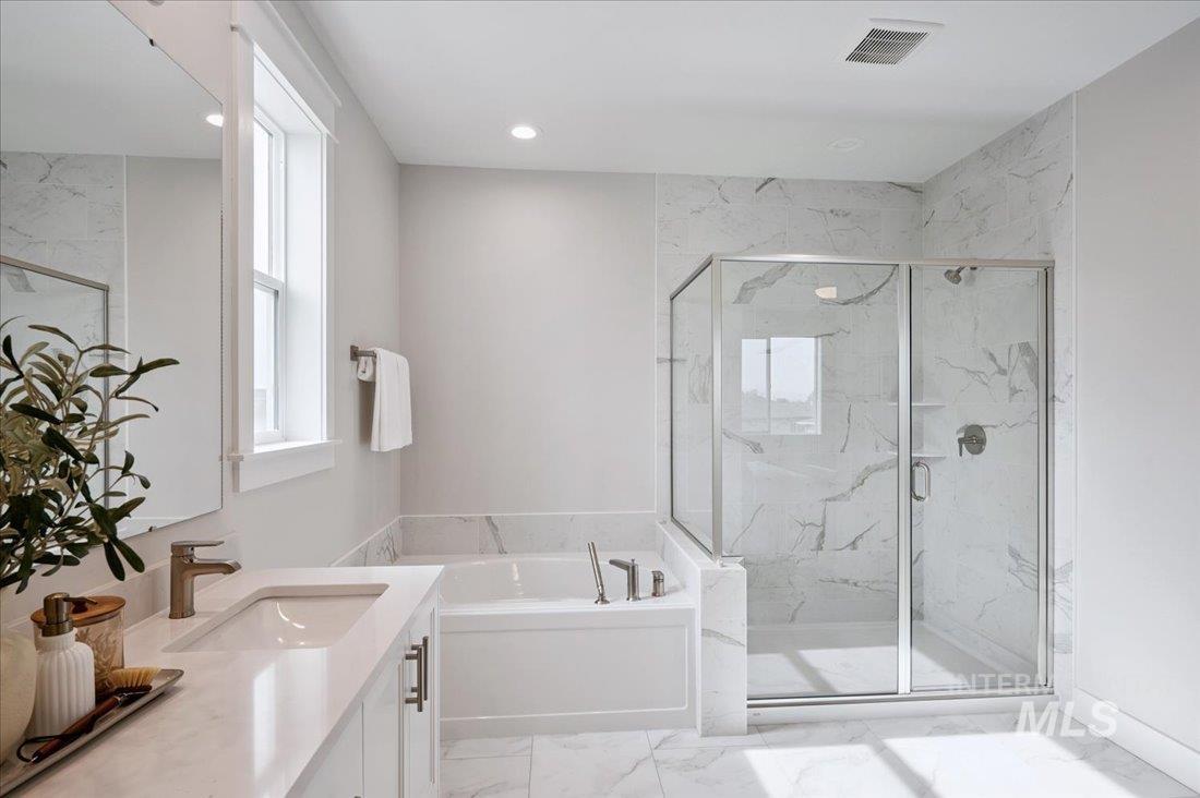 6271 W Snow Currant St, Meridian, Idaho 83646, 5 Bedrooms, 4 Bathrooms, Residential For Sale, Price $659,000,MLS 98973193