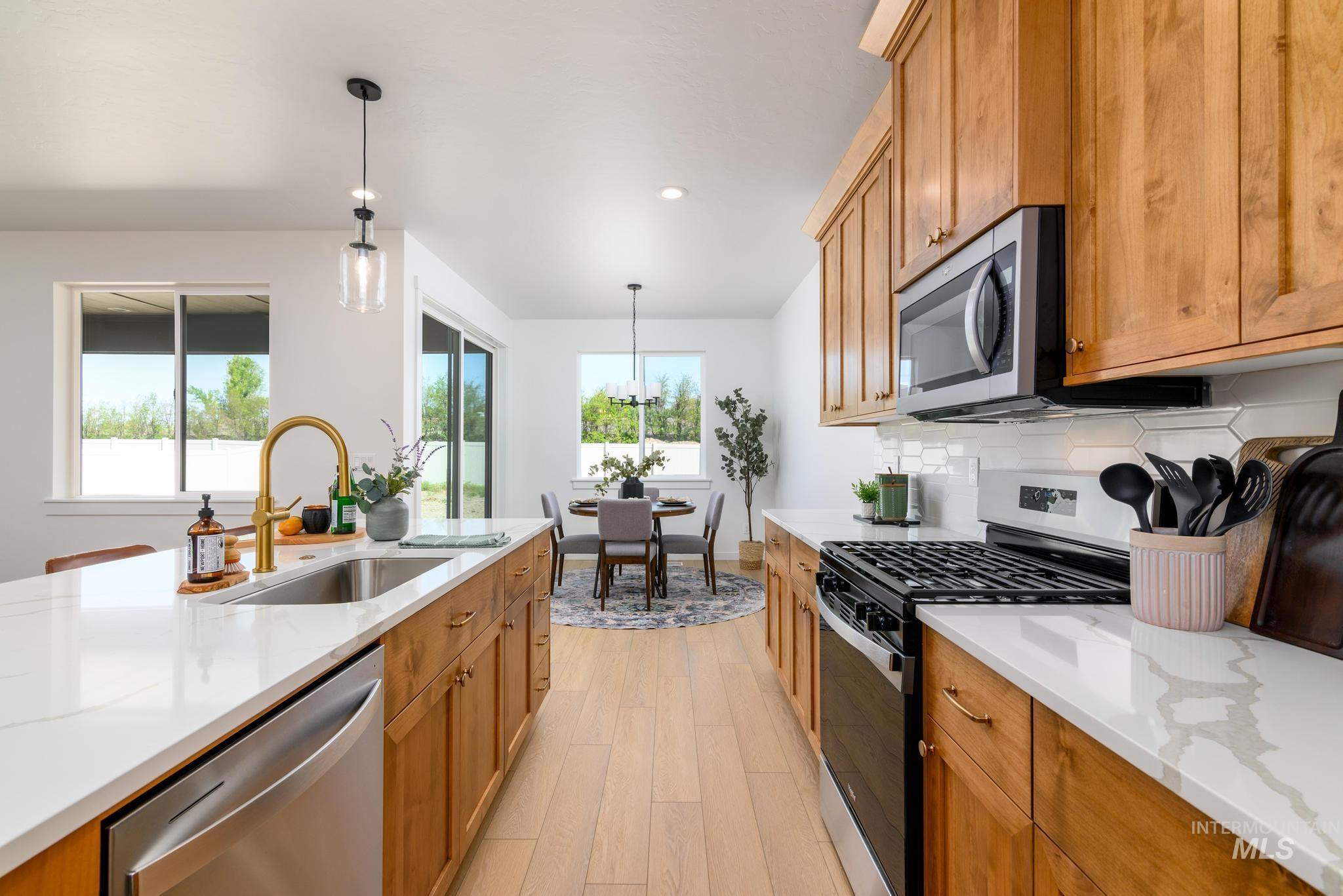 1671 W Arya St, Kuna, Idaho 83642, 3 Bedrooms, 2 Bathrooms, Residential For Sale, Price $459,000,MLS 98973194