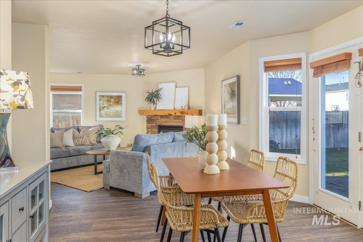 208 E Kaibab Trail St., Meridian, Idaho 83646, 3 Bedrooms, 2.5 Bathrooms, Residential For Sale, Price $515,000, 98973195