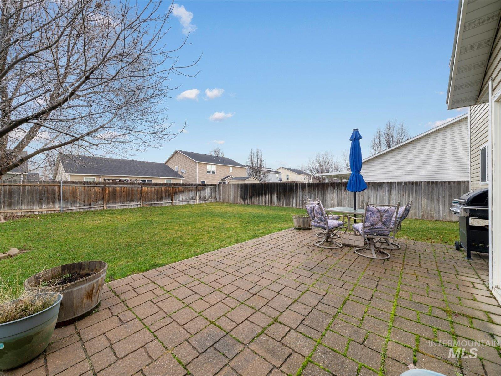 208 E Kaibab Trail St., Meridian, Idaho 83646, 3 Bedrooms, 2.5 Bathrooms, Residential For Sale, Price $519,900,MLS 98973195