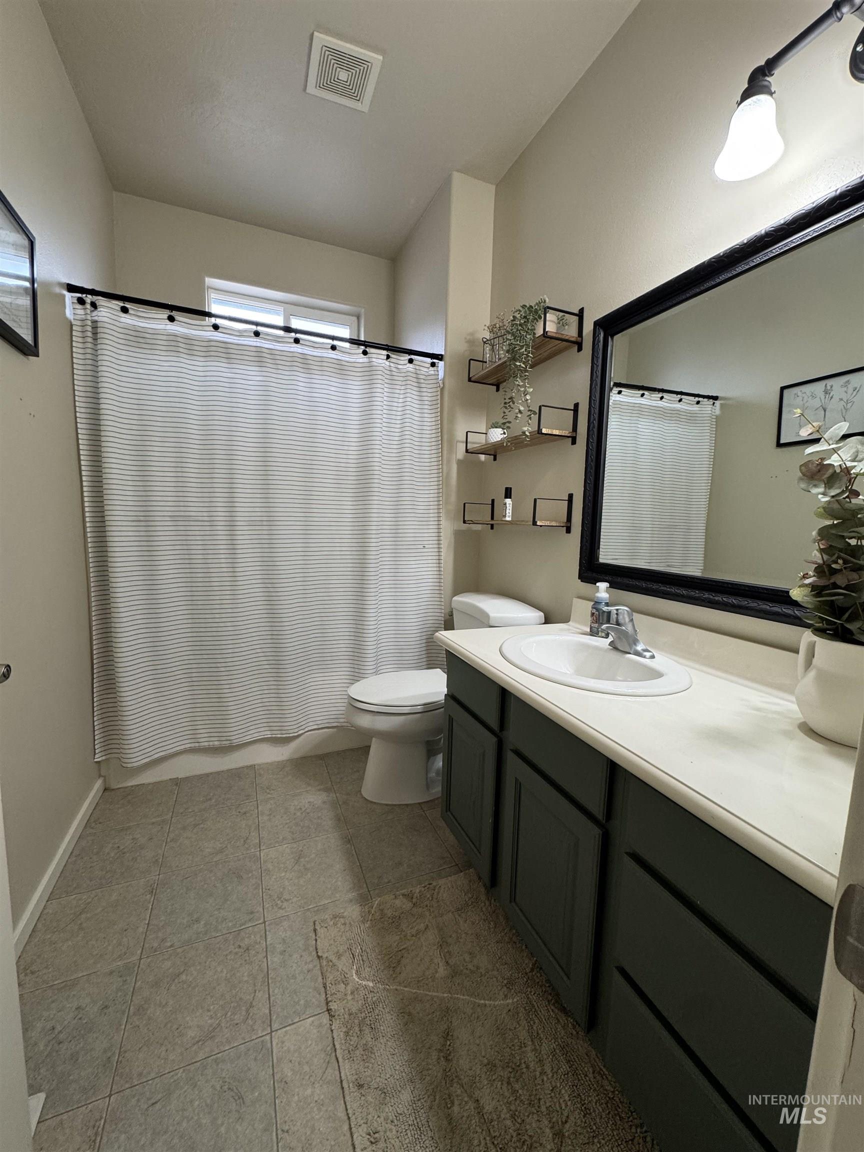 2560 NE 16th Avenue, Payette, Idaho 83661, 2 Bedrooms, 2 Bathrooms, Residential For Sale, Price $369,500,MLS 98973198