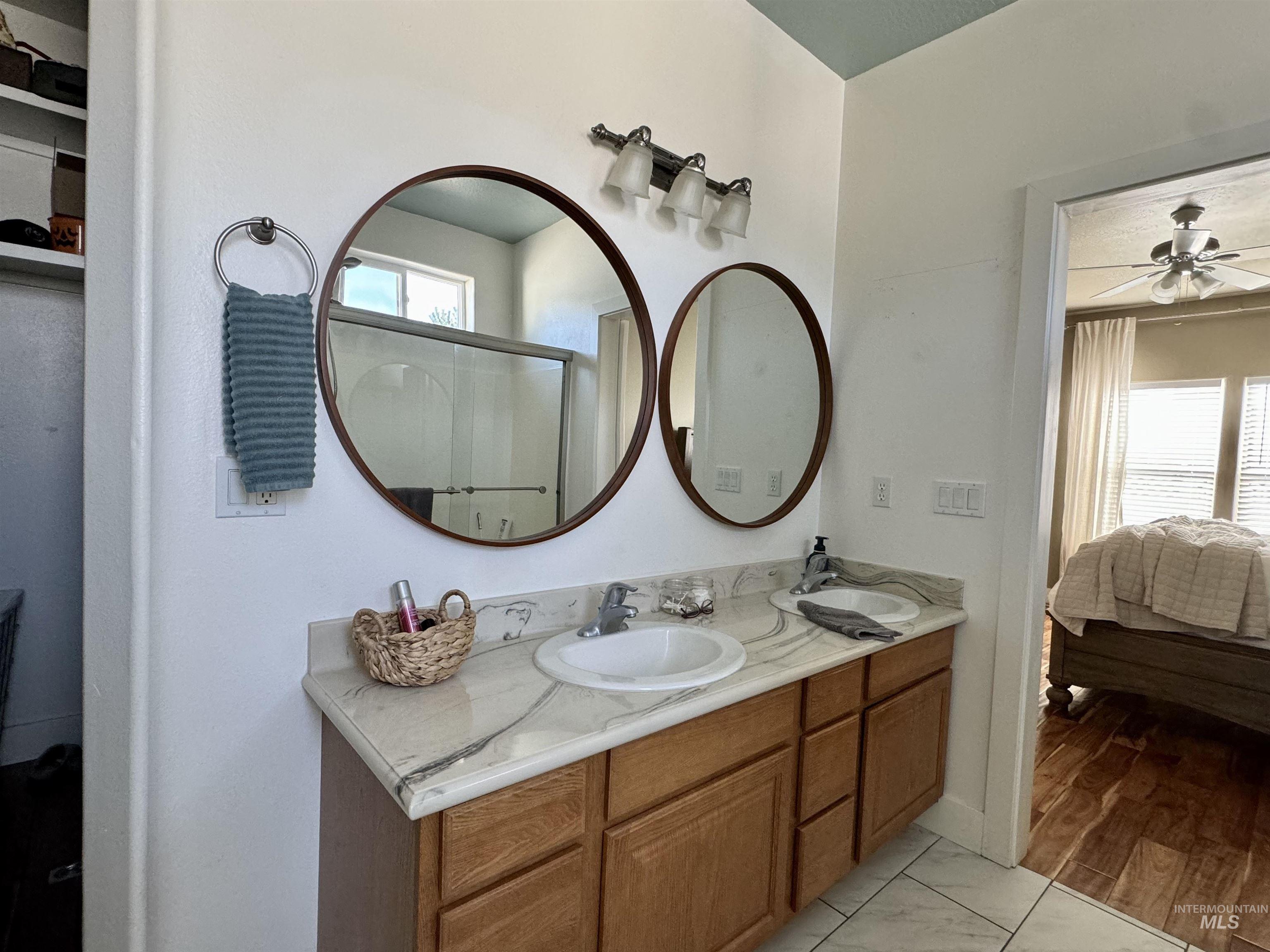 2560 NE 16th Avenue, Payette, Idaho 83661, 2 Bedrooms, 2 Bathrooms, Residential For Sale, Price $369,500,MLS 98973198