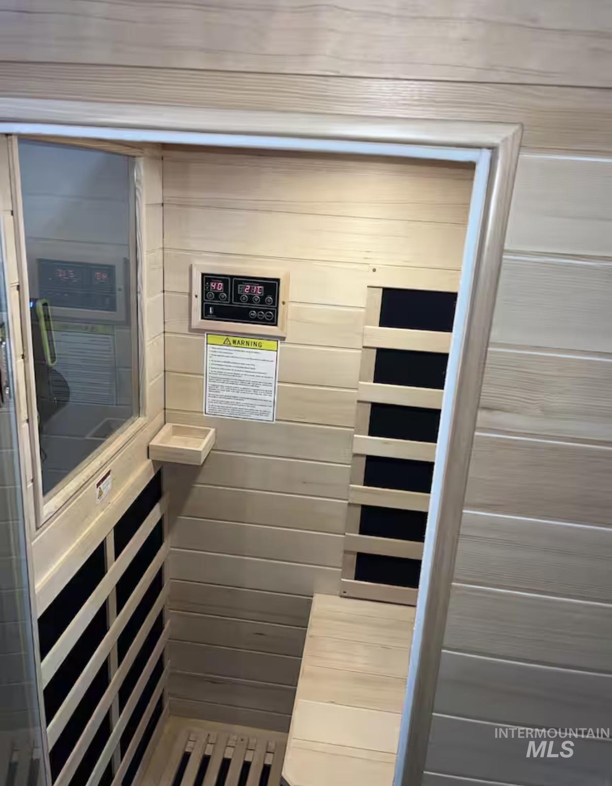 723 Stallion Springs Way, Middleton, Idaho 83644, 4 Bedrooms, 2.5 Bathrooms, Residential For Sale, Price $440,000,MLS 98973199