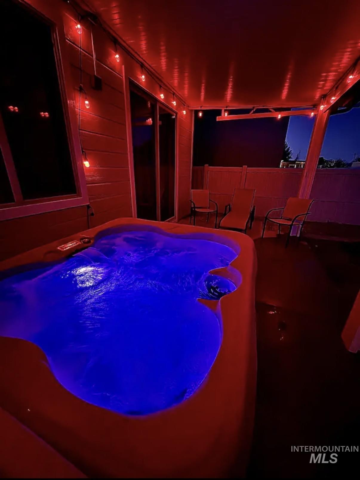 723 Stallion Springs Way, Middleton, Idaho 83644, 4 Bedrooms, 2.5 Bathrooms, Residential For Sale, Price $440,000,MLS 98973199