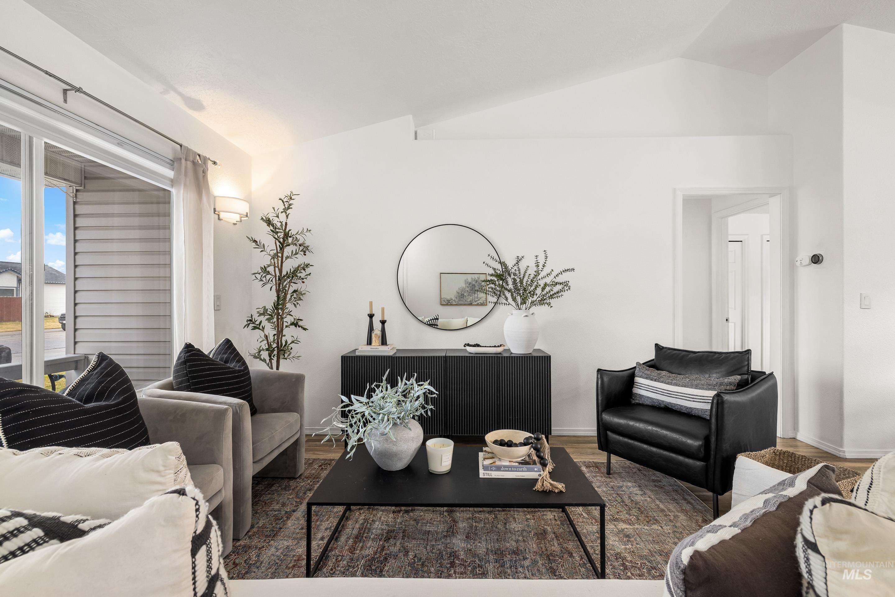 1126 S S Scranton Ave, Boise, Idaho 83709, 3 Bedrooms, 2 Bathrooms, Residential For Sale, Price $415,000,MLS 98973200