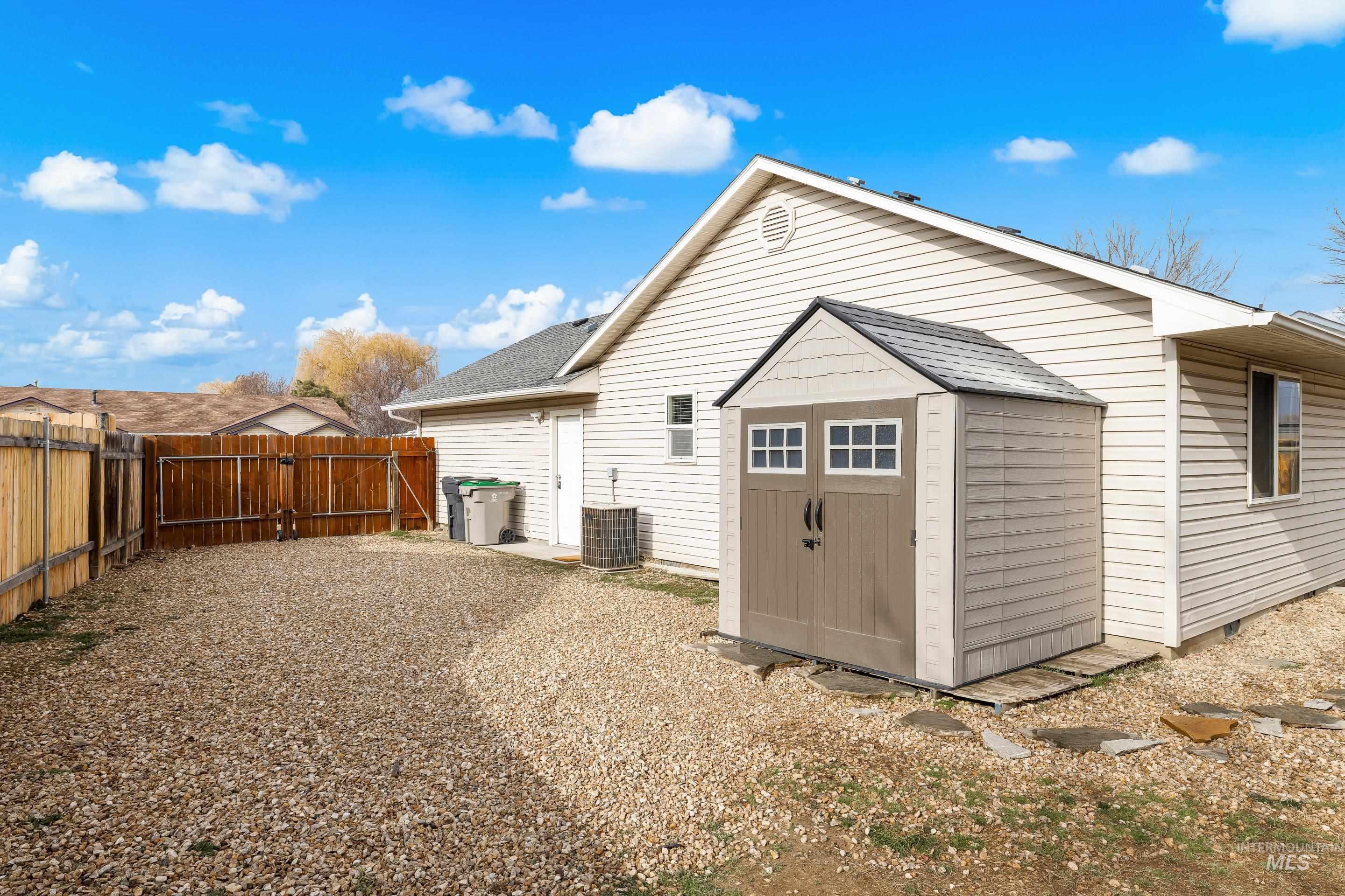 1126 S S Scranton Ave, Boise, Idaho 83709, 3 Bedrooms, 2 Bathrooms, Residential For Sale, Price $415,000,MLS 98973200