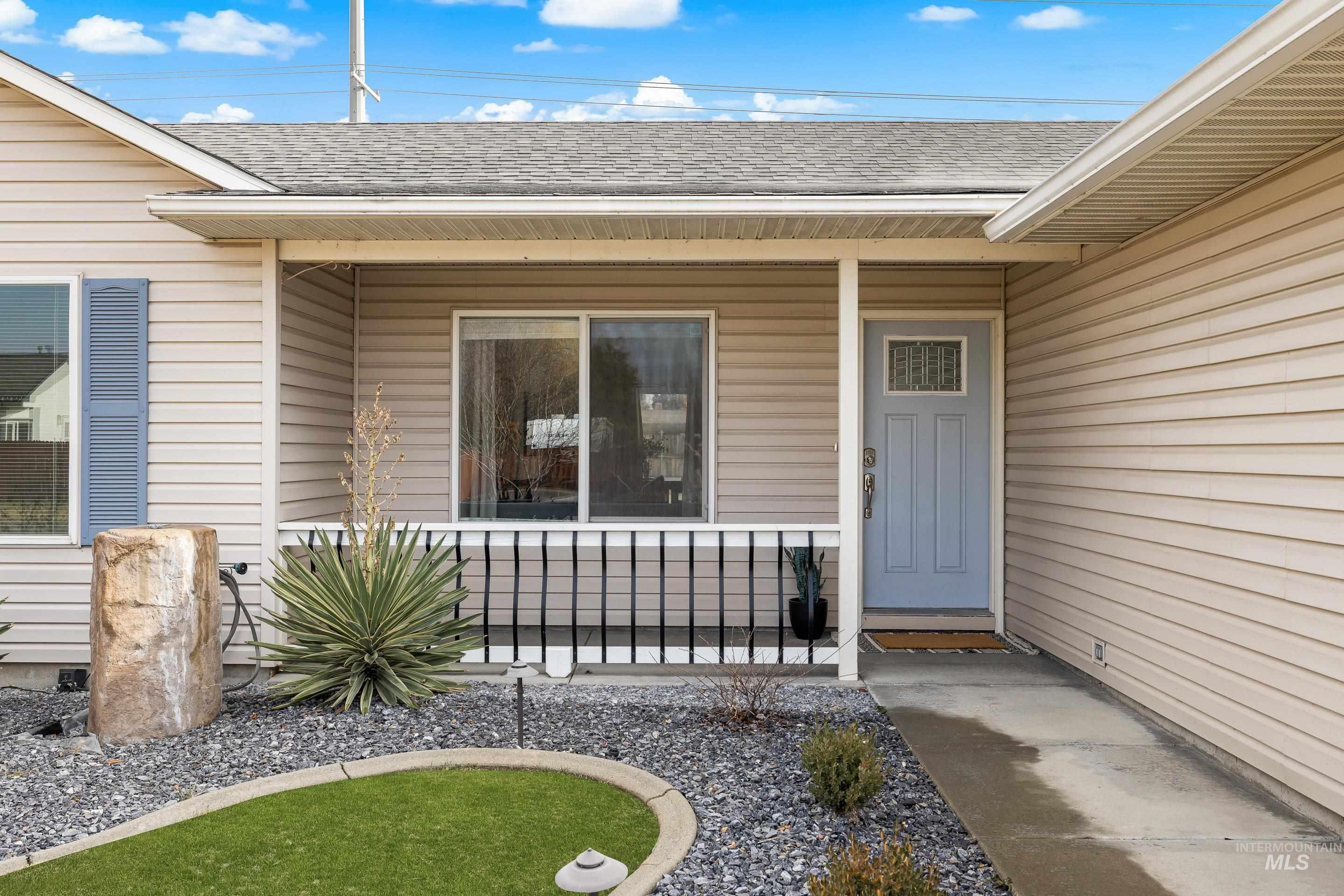 1126 S S Scranton Ave, Boise, Idaho 83709, 3 Bedrooms, 2 Bathrooms, Residential For Sale, Price $415,000,MLS 98973200