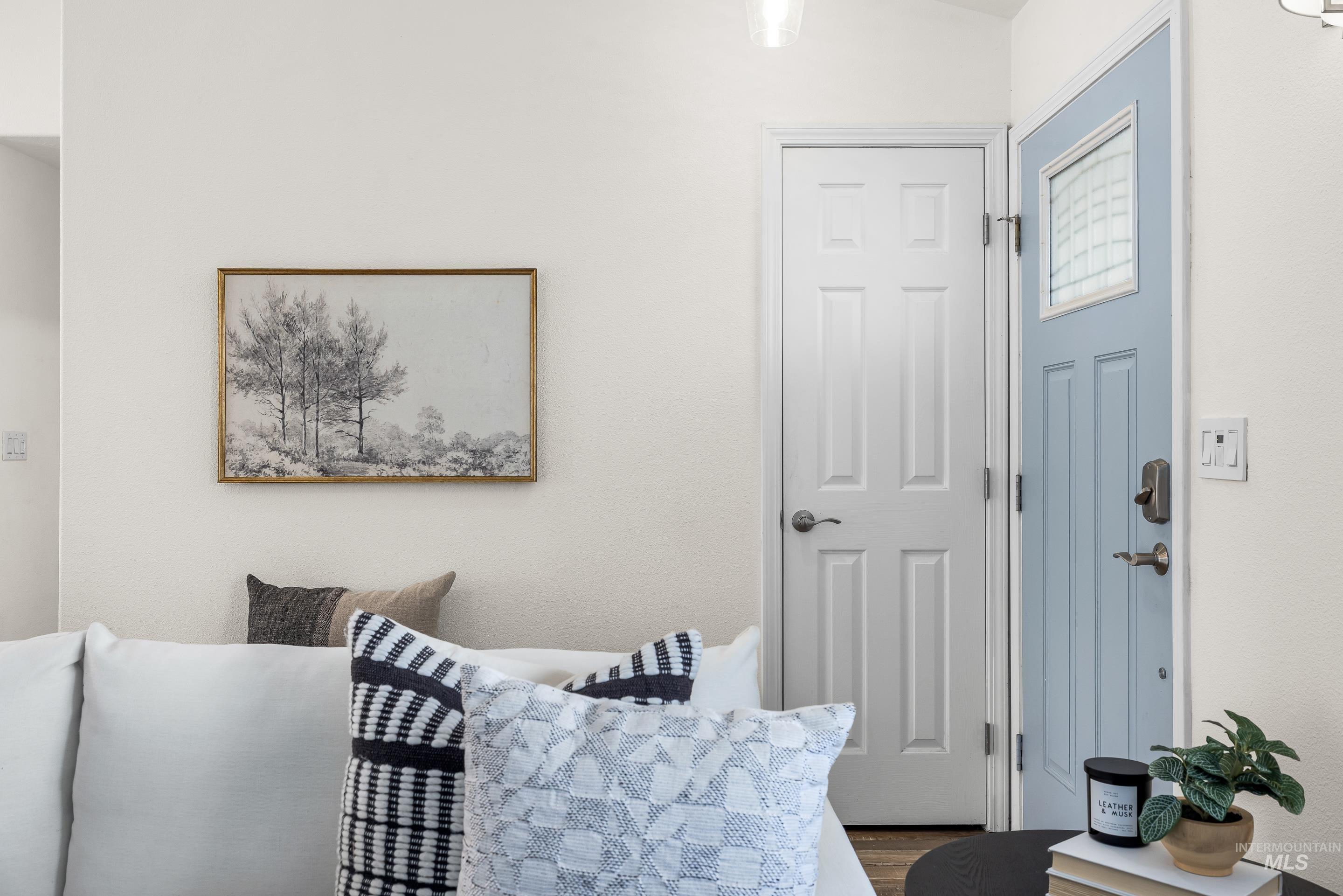 1126 S S Scranton Ave, Boise, Idaho 83709, 3 Bedrooms, 2 Bathrooms, Residential For Sale, Price $415,000,MLS 98973200