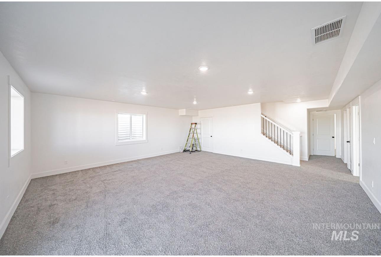 102 N Stocktrail Dr, Rigby, Idaho 83442, 6 Bedrooms, 3 Bathrooms, Residential For Sale, Price $539,900, 98973204