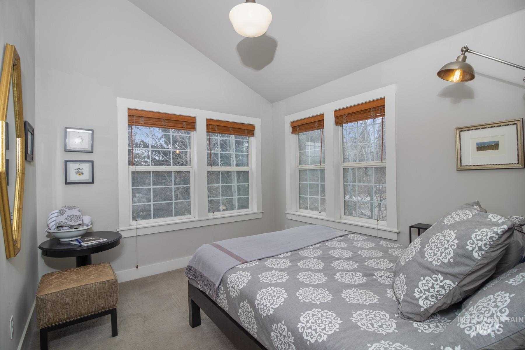 215 W Bullion Street, Hailey, Idaho 83333, 3 Bedrooms, 3 Bathrooms, Residential For Sale, Price $960,000,MLS 98973205