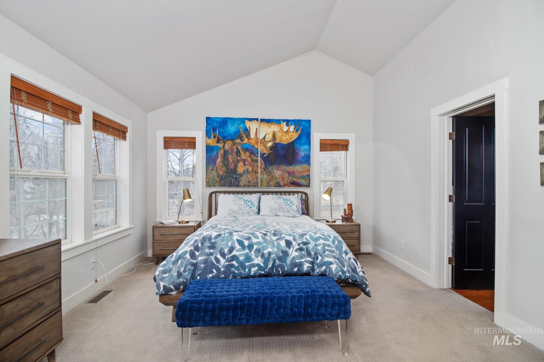 215 W Bullion Street, Hailey, Idaho 83333, 3 Bedrooms, 3 Bathrooms, Residential For Sale, Price $960,000,MLS 98973205