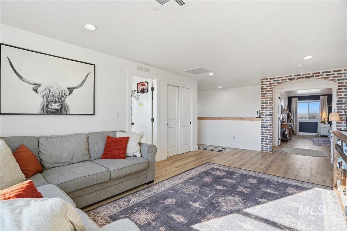 2462 Succor Creek Rd, Homedale, Idaho 83628, 4 Bedrooms, 3 Bathrooms, Residential For Sale, Price $1,050,900,MLS 98973206