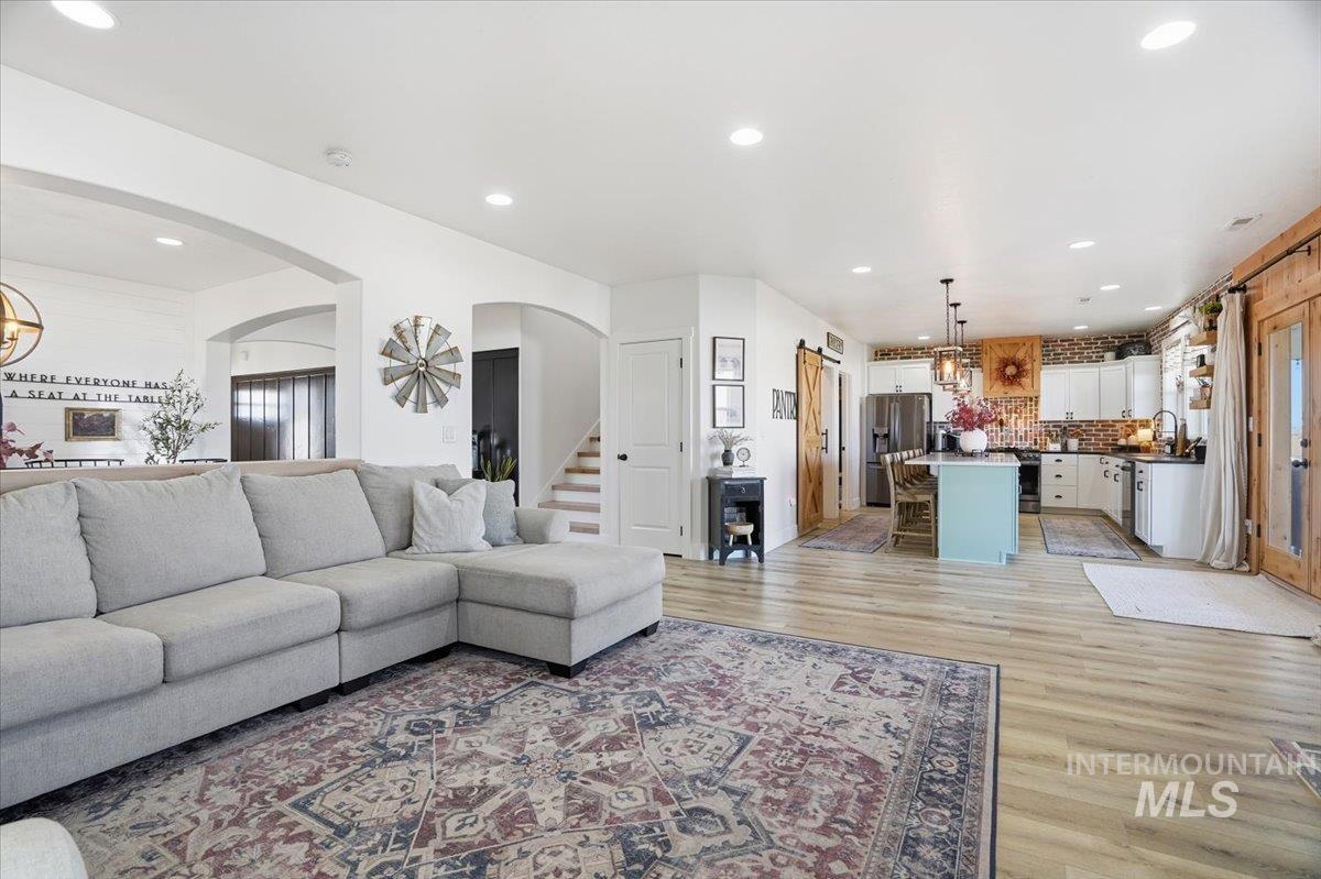 2462 Succor Creek Rd, Homedale, Idaho 83628, 4 Bedrooms, 3 Bathrooms, Residential For Sale, Price $1,050,900,MLS 98973206