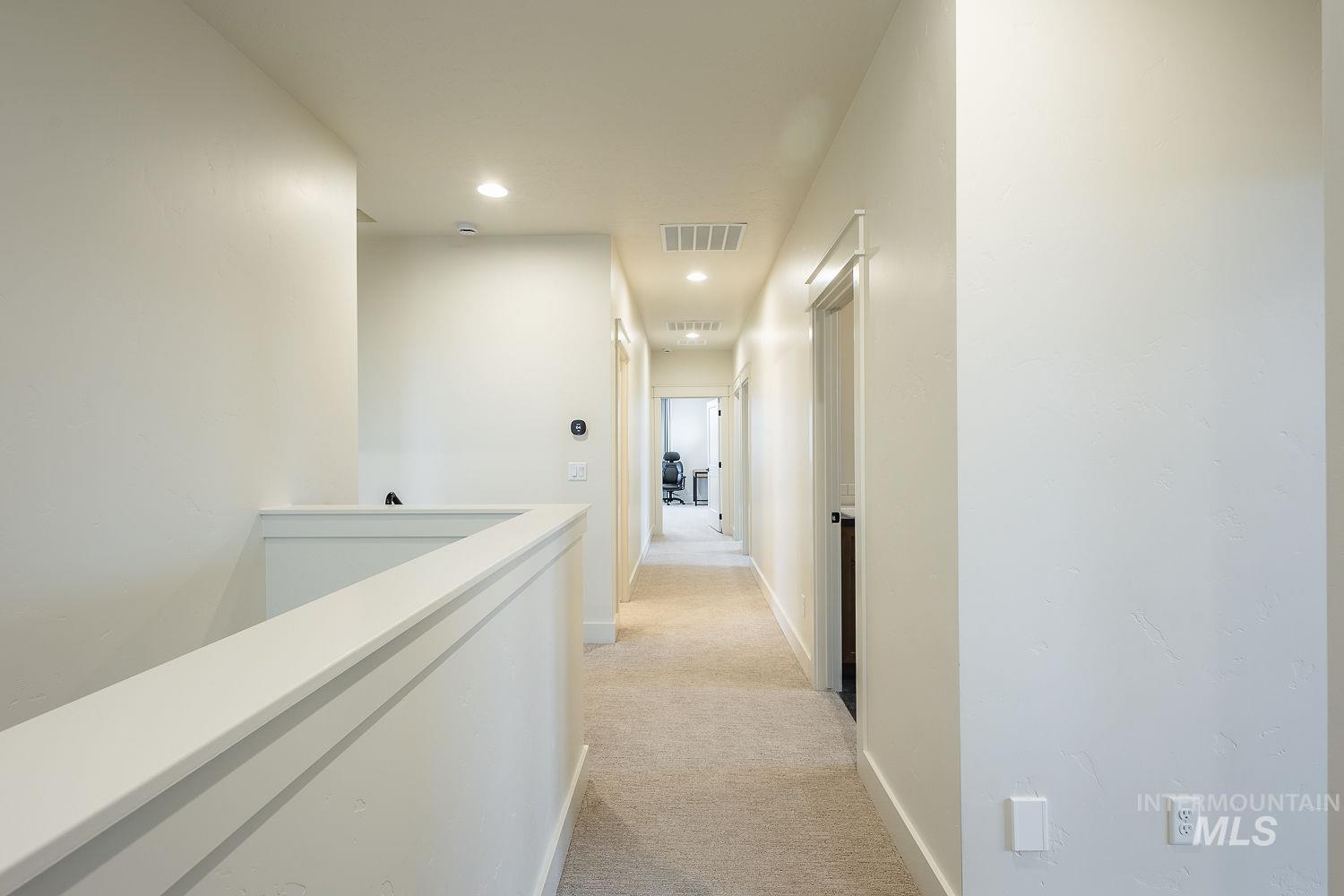 2752 E Sawtelle Peak St, Meridian, Idaho 83642-8538, 5 Bedrooms, 4.5 Bathrooms, Residential For Sale, Price $959,000,MLS 98973208